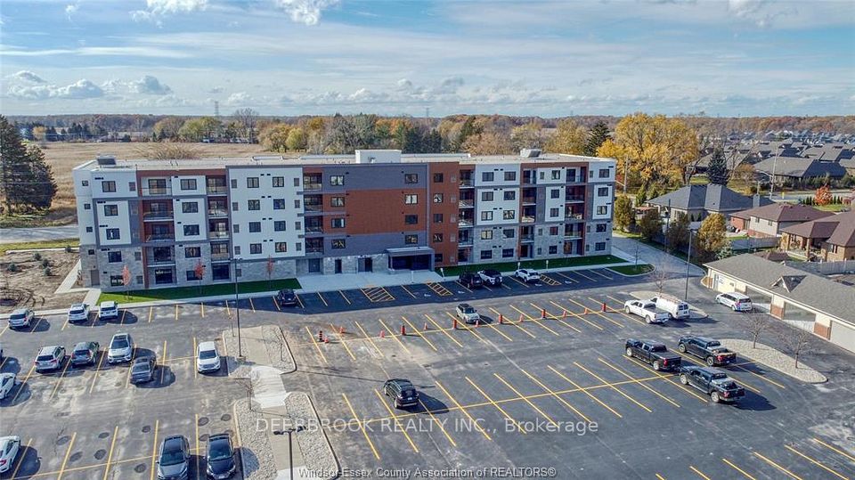#313 - 4578 Huron Church Line Road, LaSalle, ON N9H 0M2