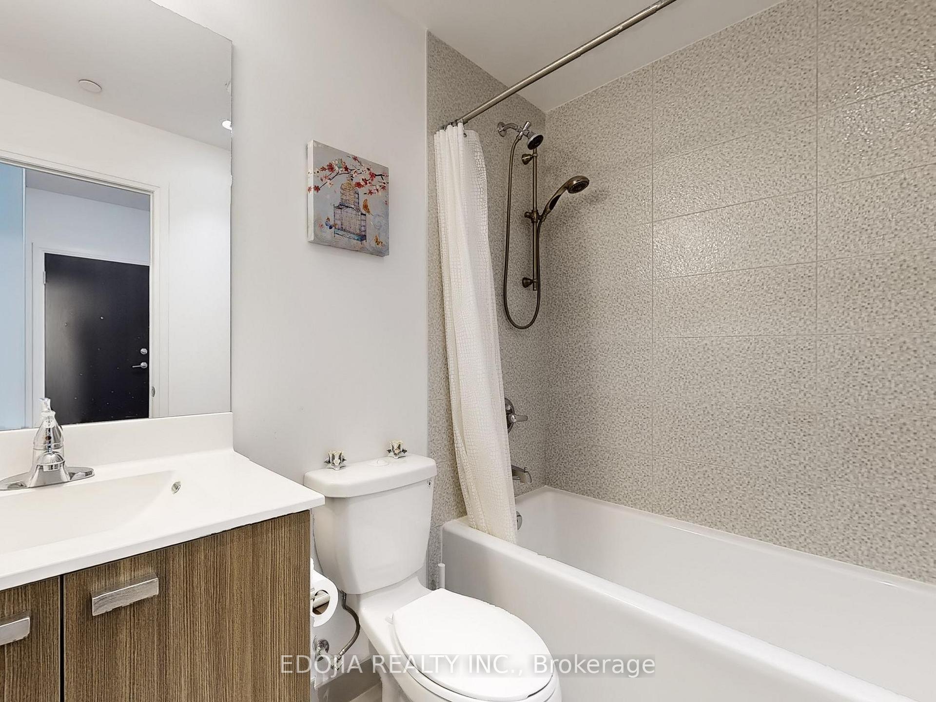 2 Bedrooms Condo at 50 Ann O’reilly, Toronto For sale