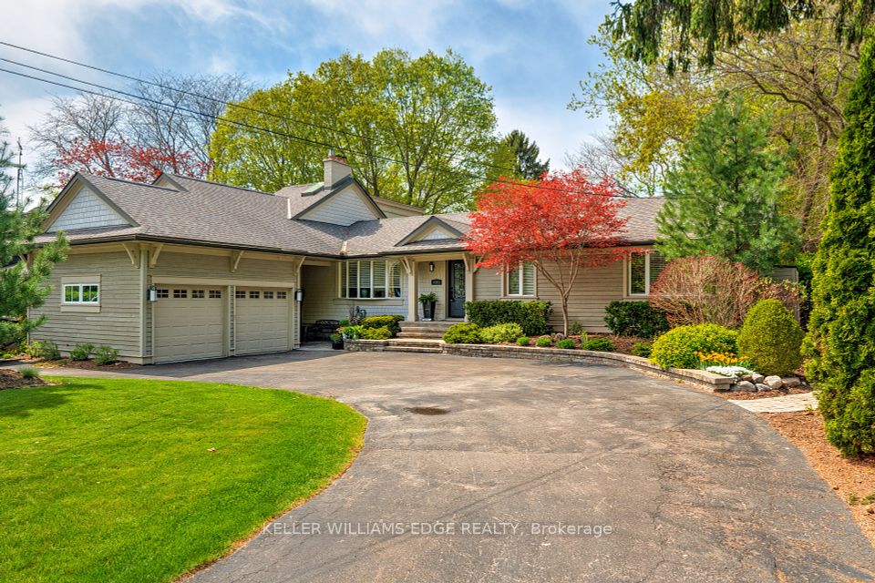 4391 Lakeshore Road