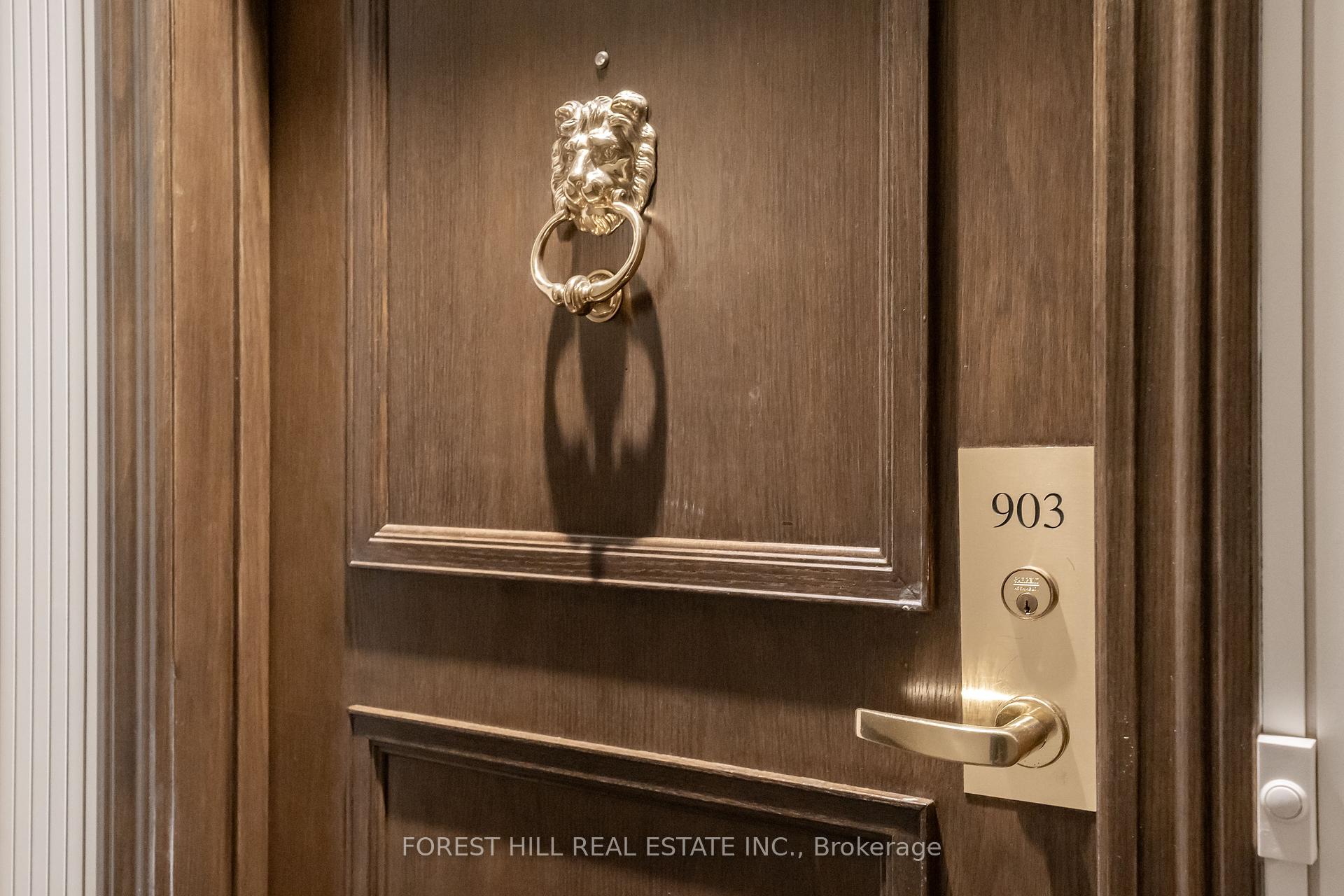 3 Bedrooms Condo at 1 Balmoral, Toronto For sale