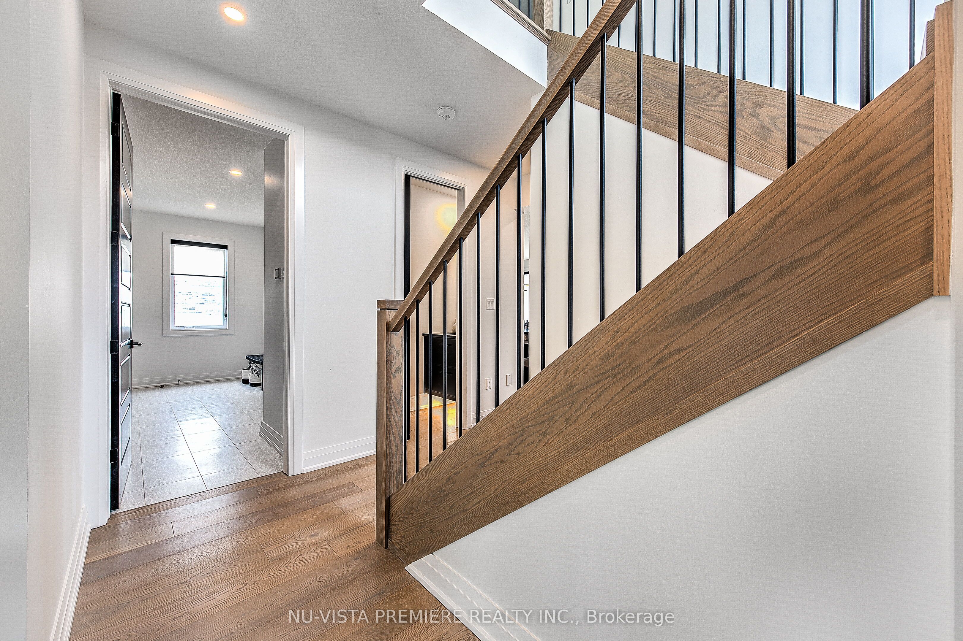 2086 Saddlerock Avenue, London North, ON N6G 3W3