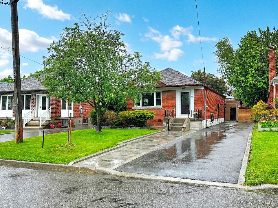 16 Bardwell Crescent, Toronto, ON M1R 1C9
