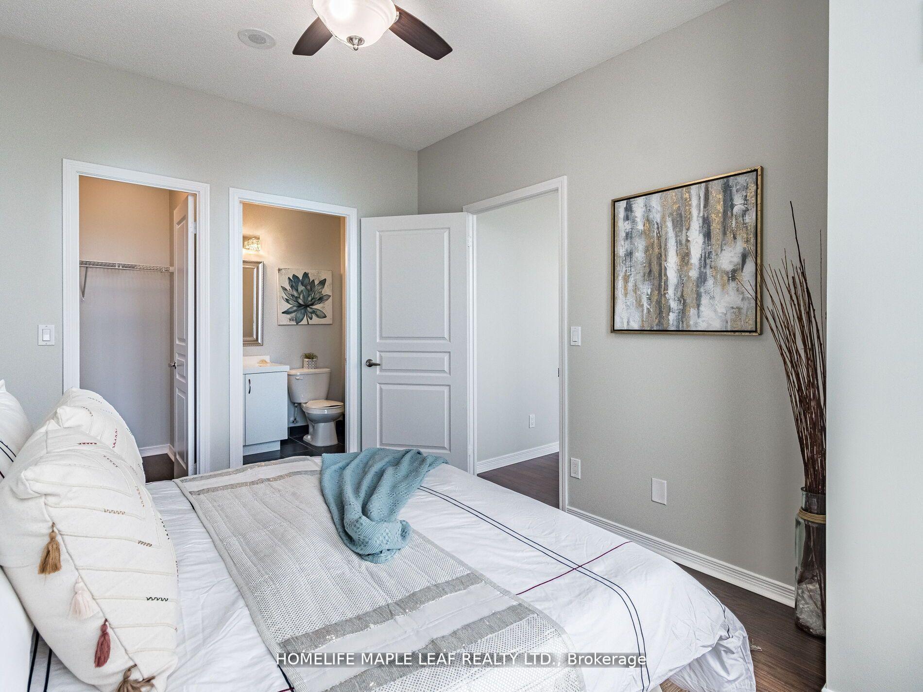 2 Bedrooms Condo at 2240 Lakeshore, Toronto For sale