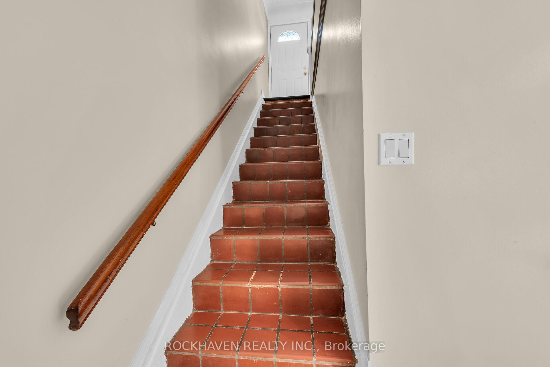2 Bedrooms Other at 36 Macklin,  Hamilton For sale