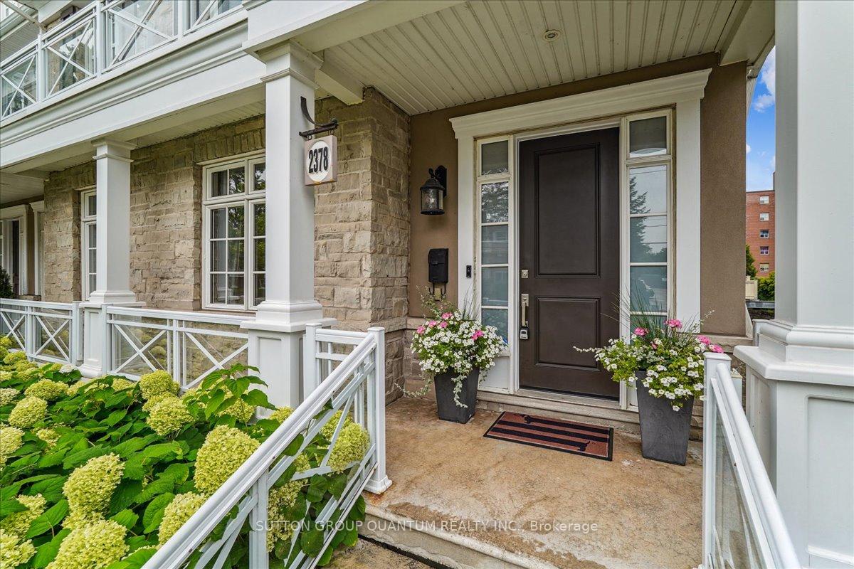 2 Bedrooms Condo at 2378 Marine, Oakville For sale