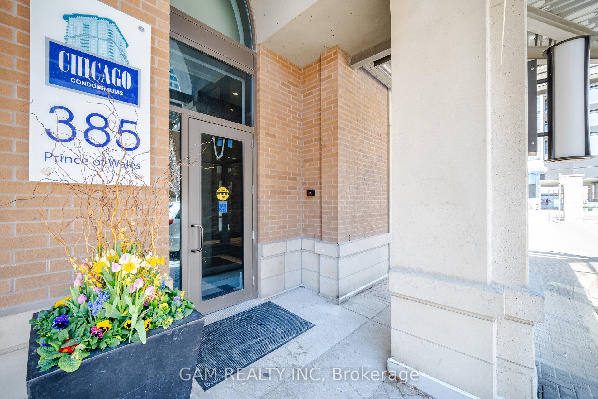 2 Bedrooms Condo at 385 Prince Of Wales, Mississauga For sale