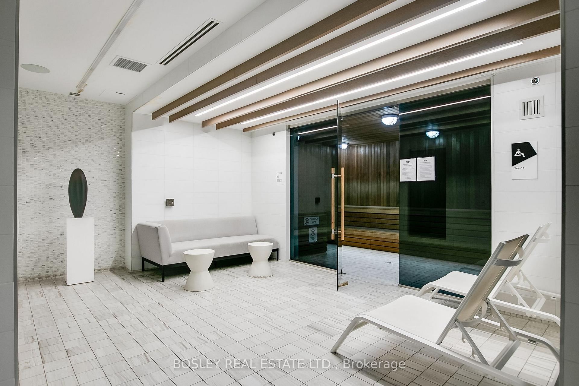 2 Bedrooms Condo at 80 Vanauley, Toronto For sale