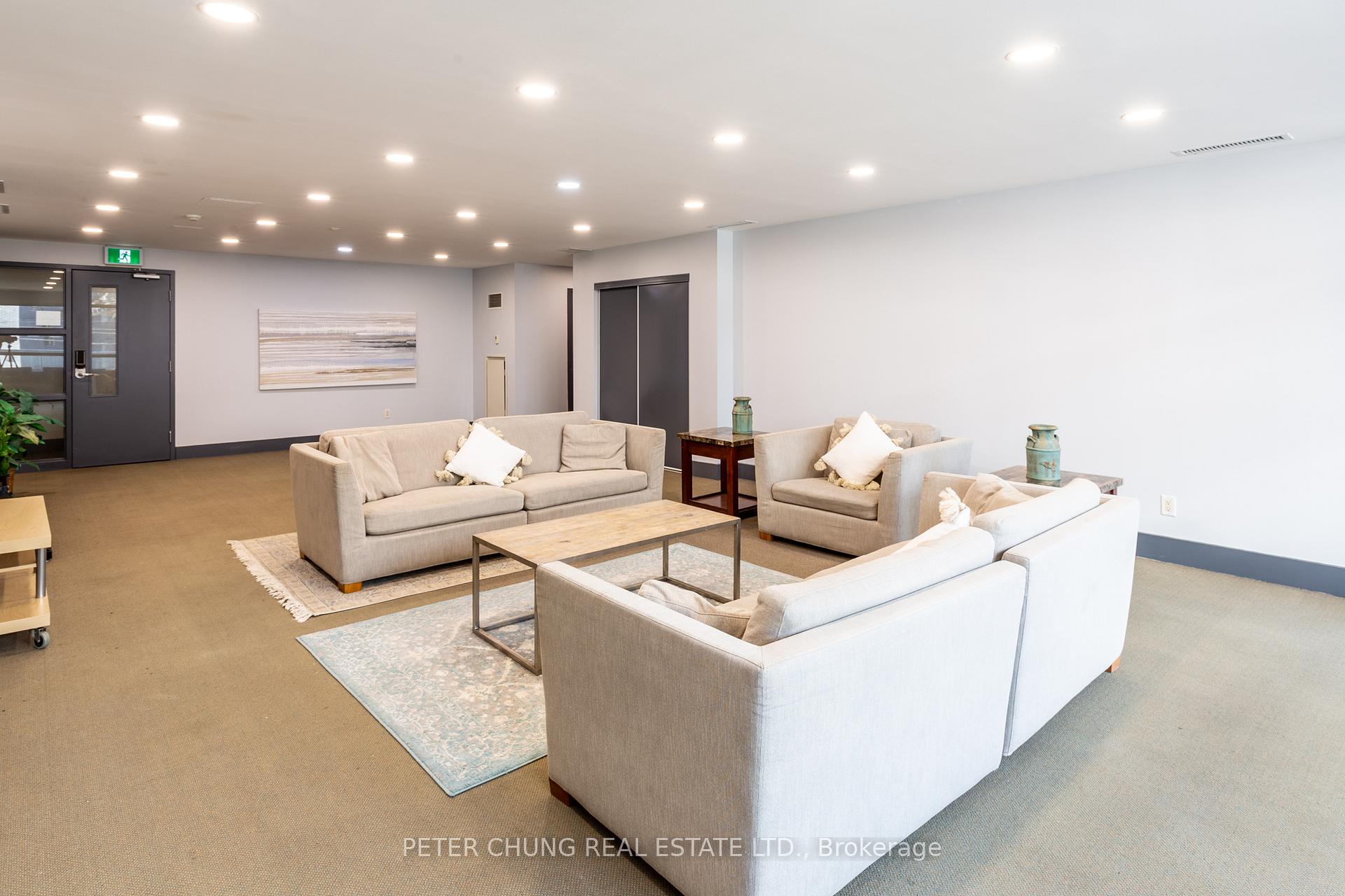 2 Bedrooms Condo at 601 Kingston,  Toronto For sale
