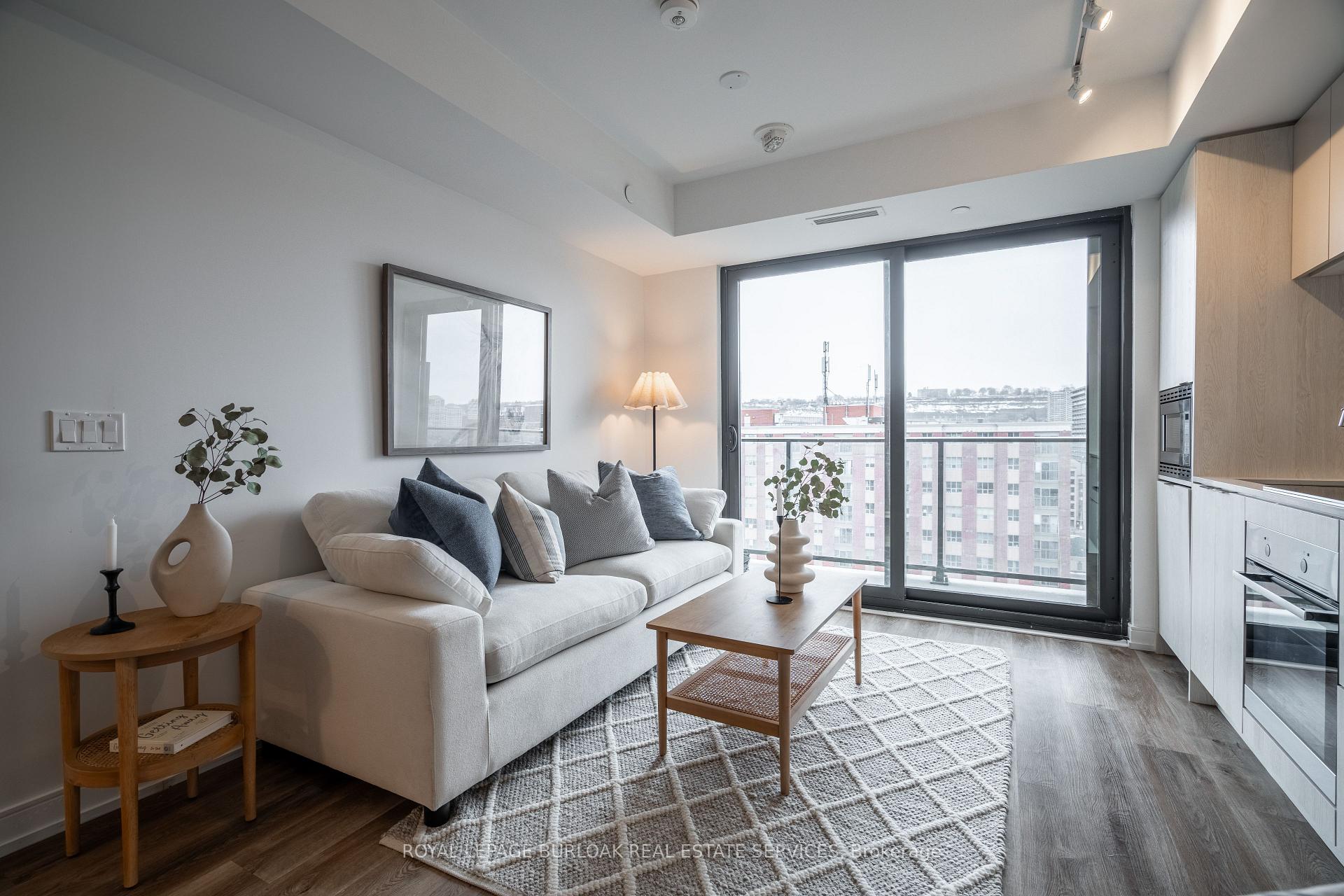 1 Bedroom Condo at 1 Jarvis, Hamilton For sale