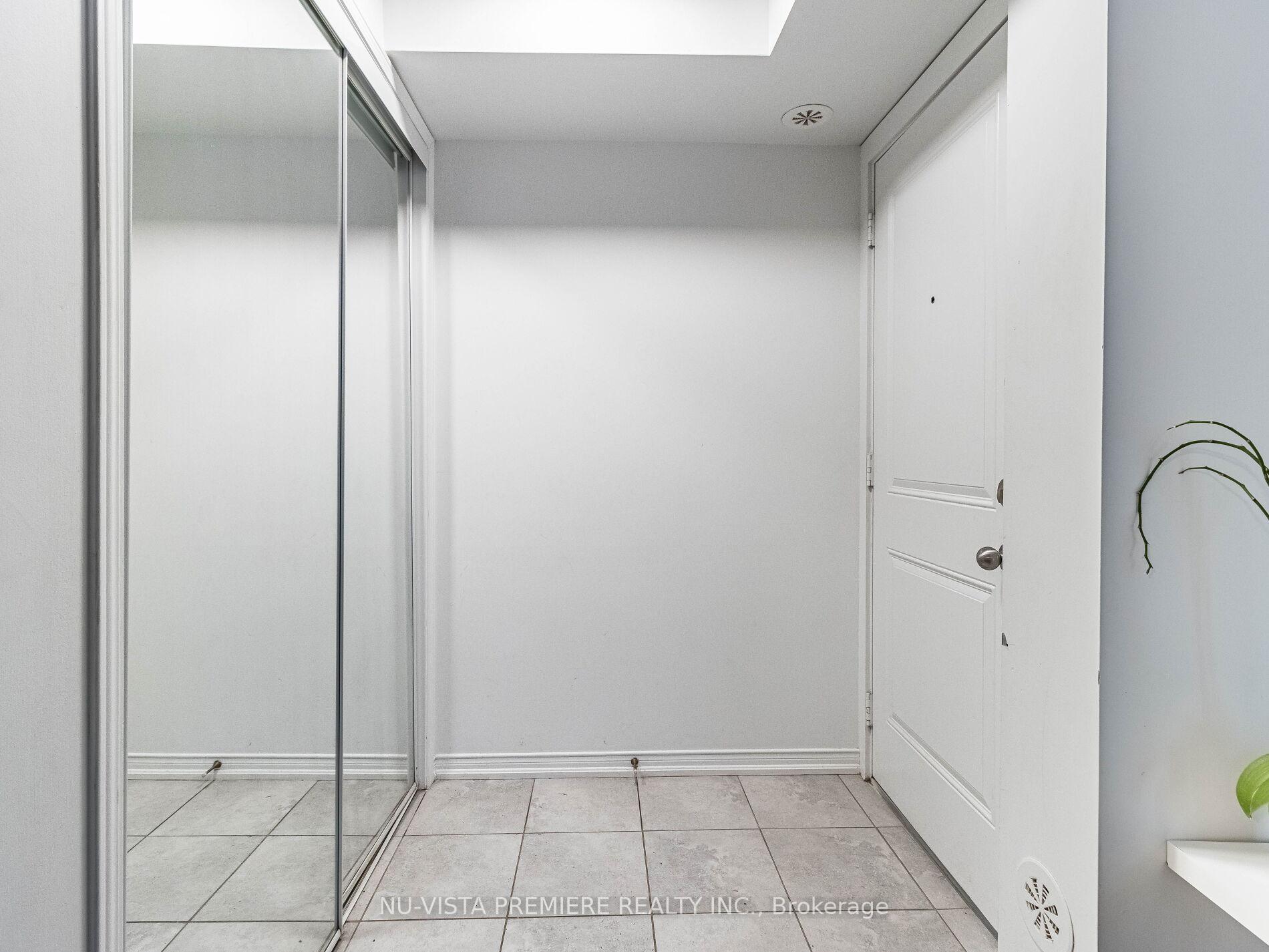 2 Bedrooms Condo at 2488 Post, Oakville For sale