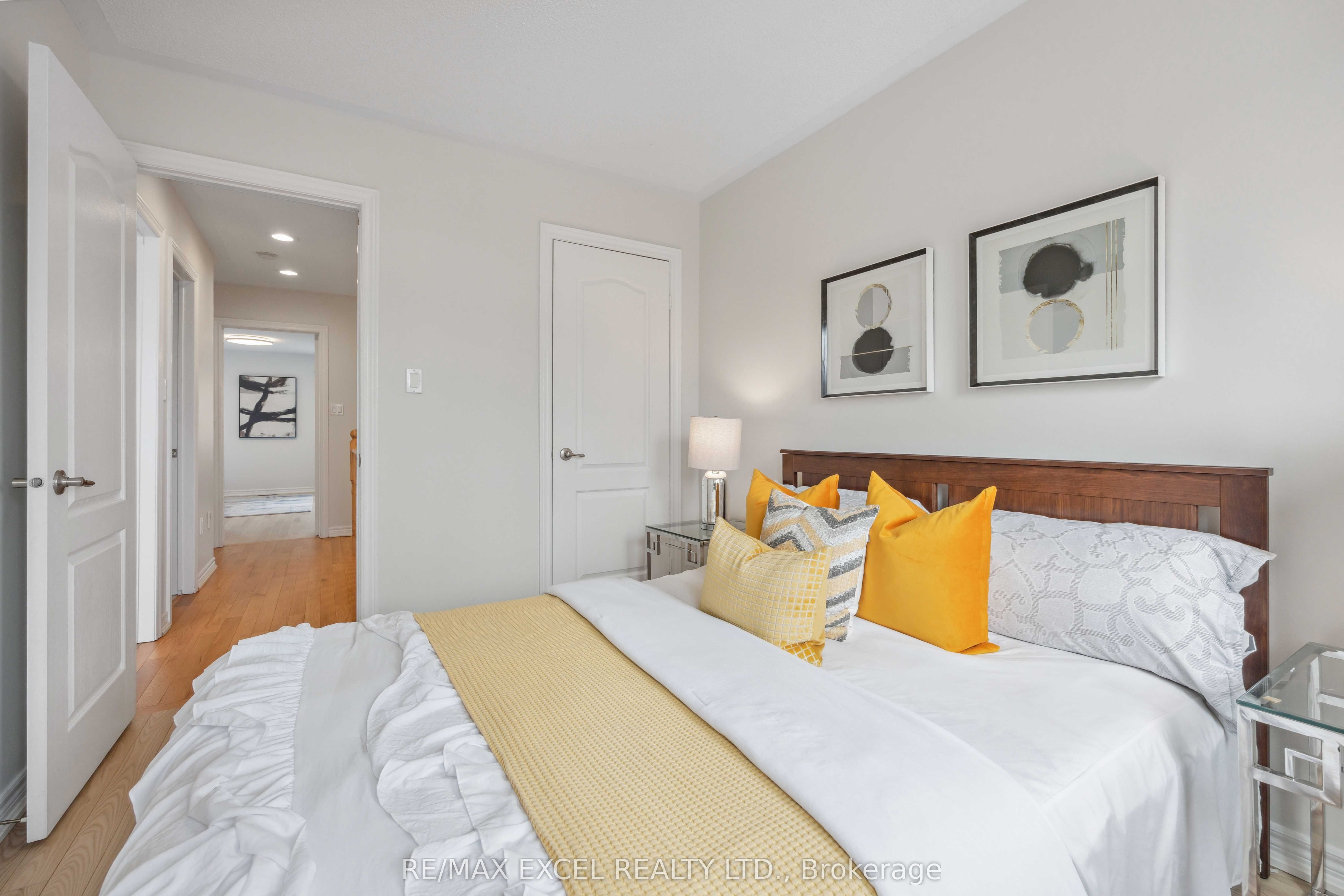 255 Shaftsbury Avenue, #66