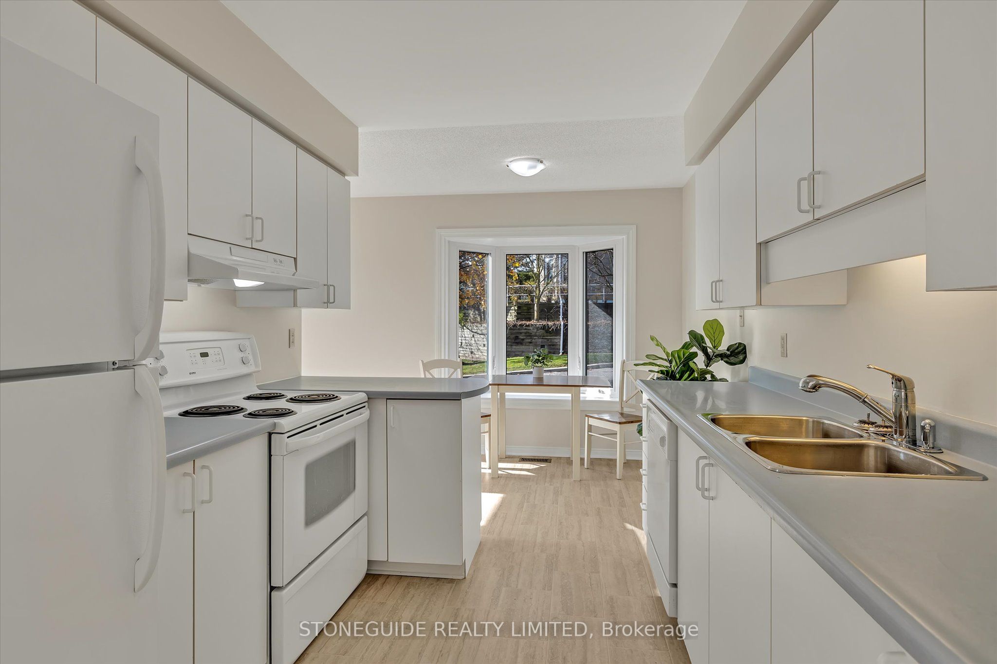 1099 Clonsilla Avenue, #116A