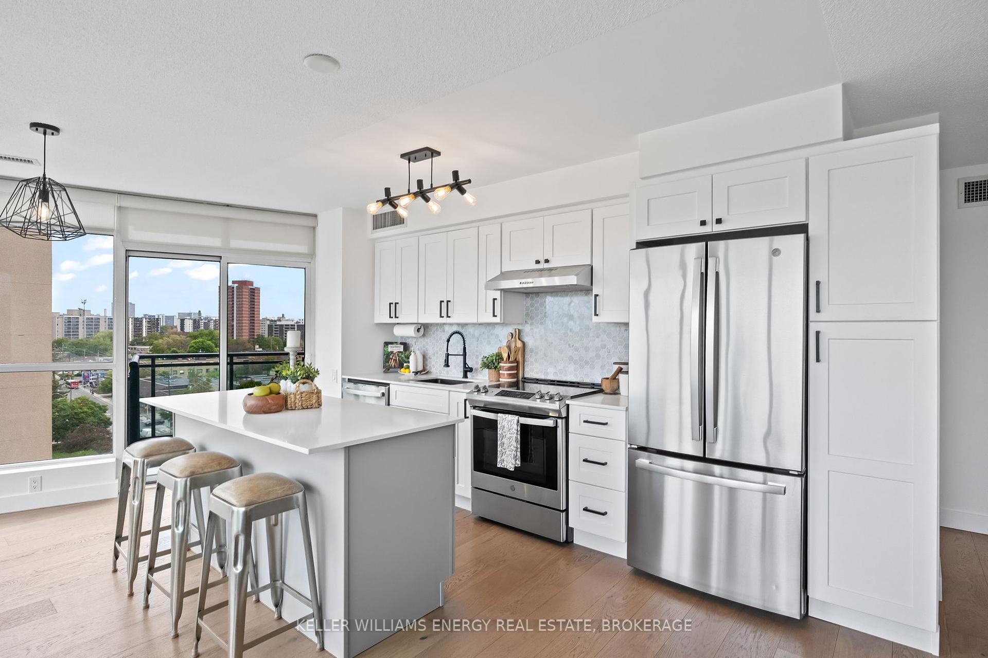 2 Bedrooms Condo at 1048 Broadview, Toronto For sale
