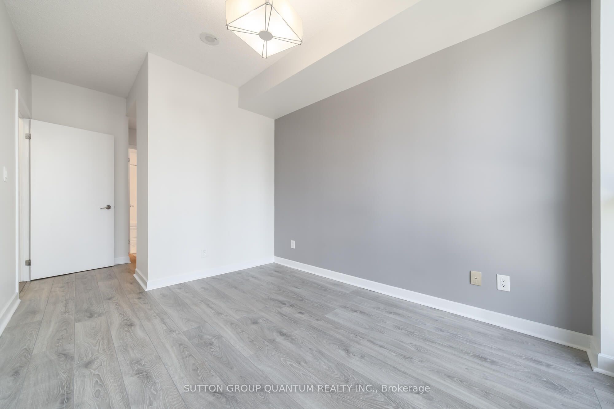 18 Harbour Street, #2901