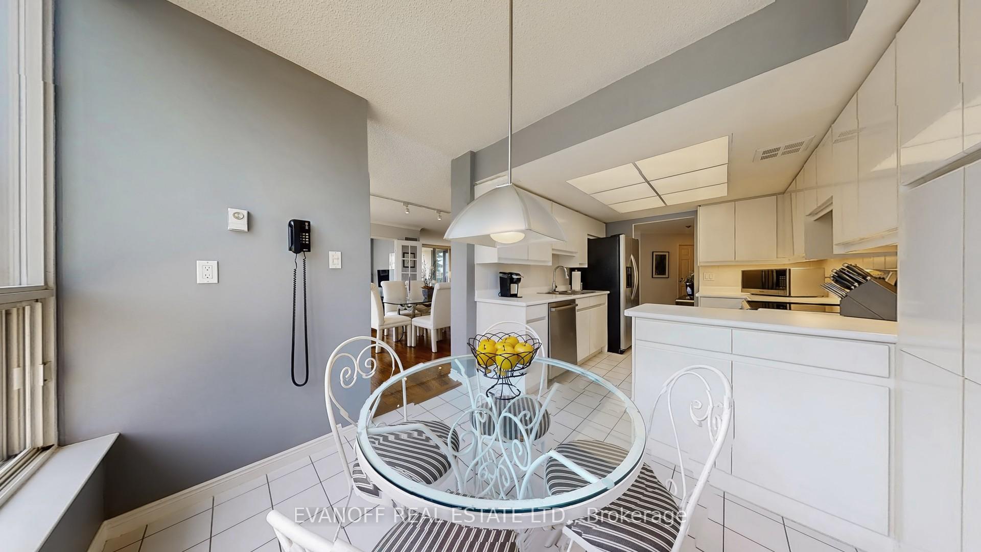 3 Bedrooms Condo at 20 Guildwood, Toronto For sale