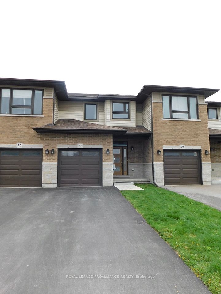 77 Ledgerock Court
