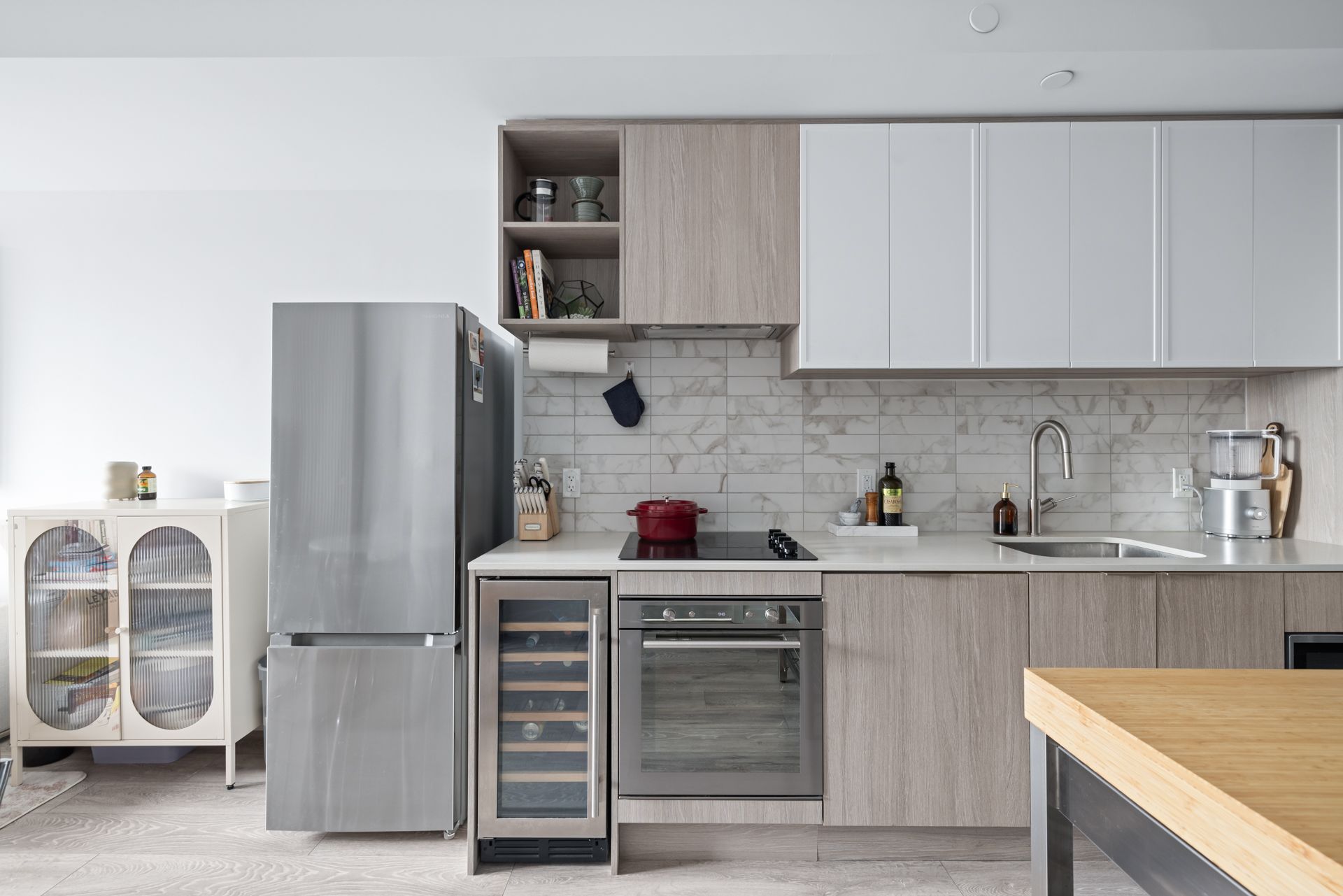 2020 Bathurst Street 1602
