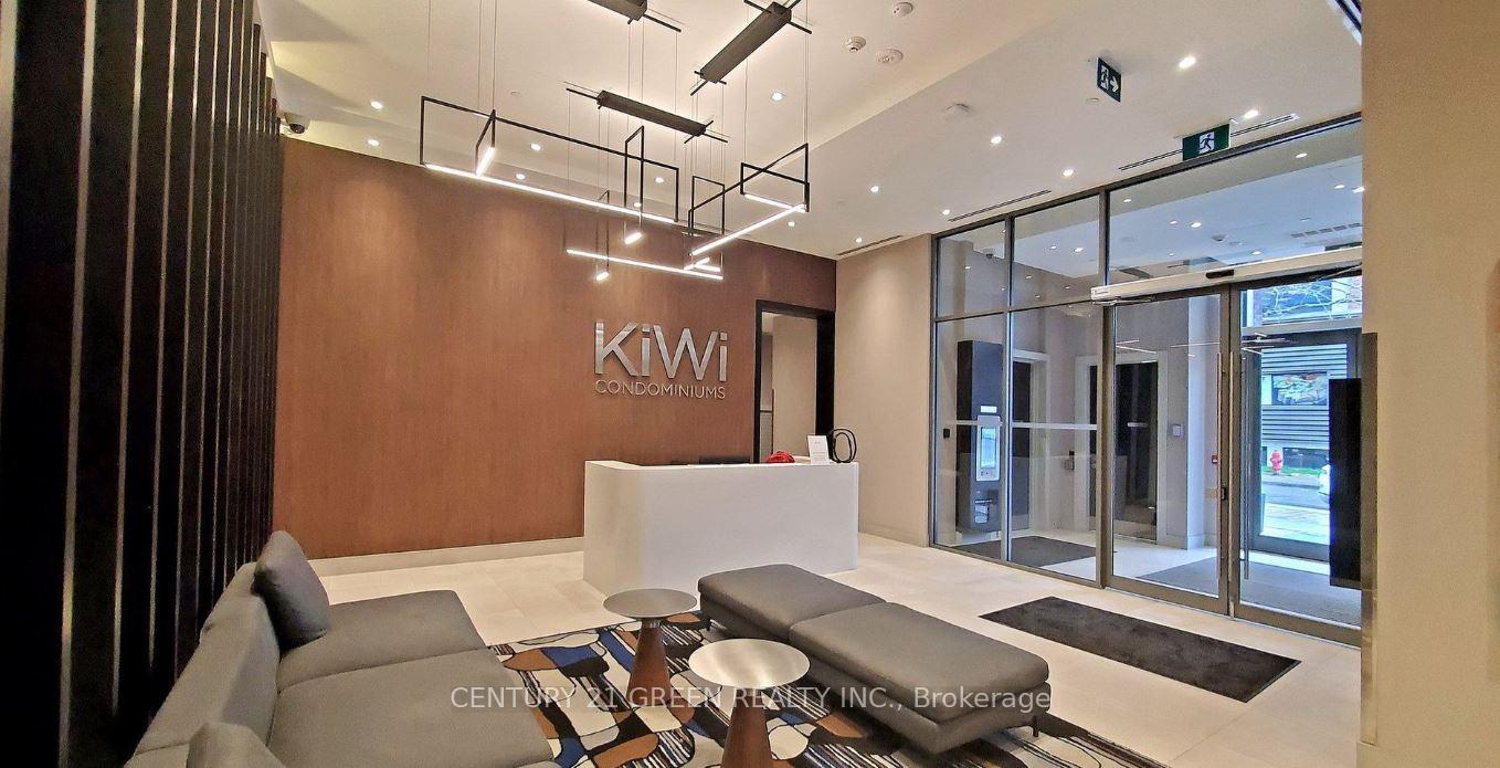 2 Bedrooms Condo at 212 King WIlliam,  Hamilton For sale