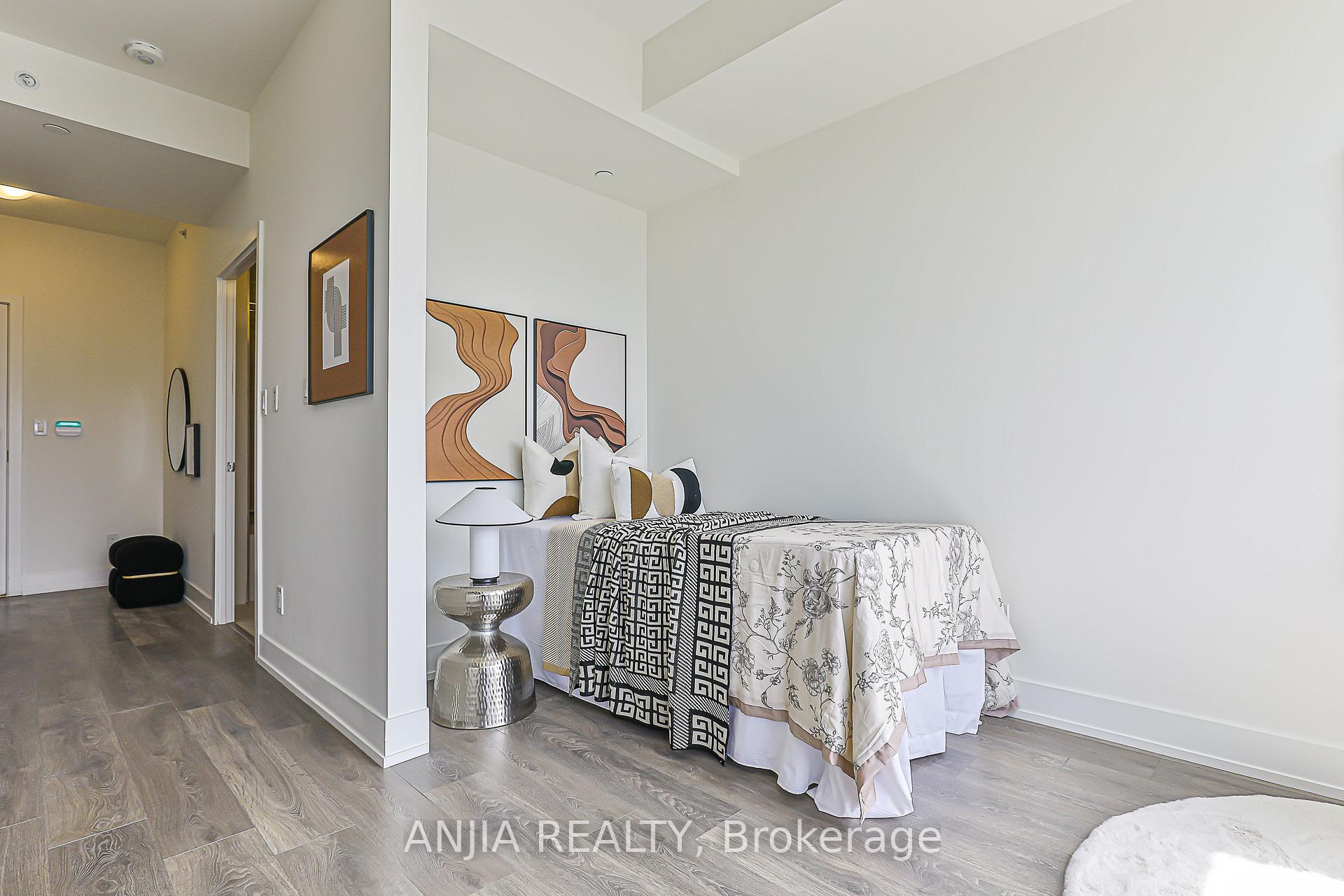 Condo at 180 Fairview Mall, Toronto For sale