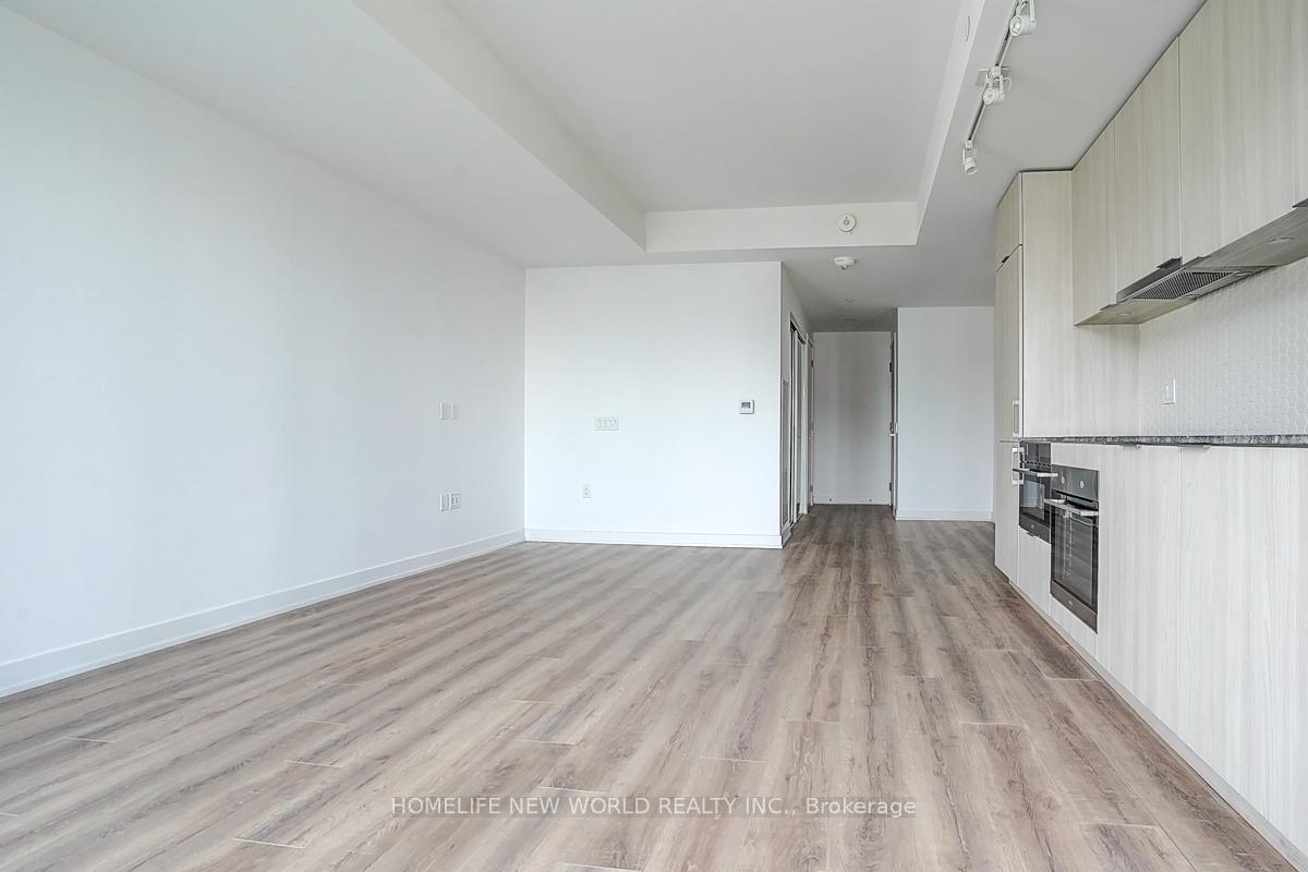 1 Bedroom Condo at 15 Queens, Toronto For sale