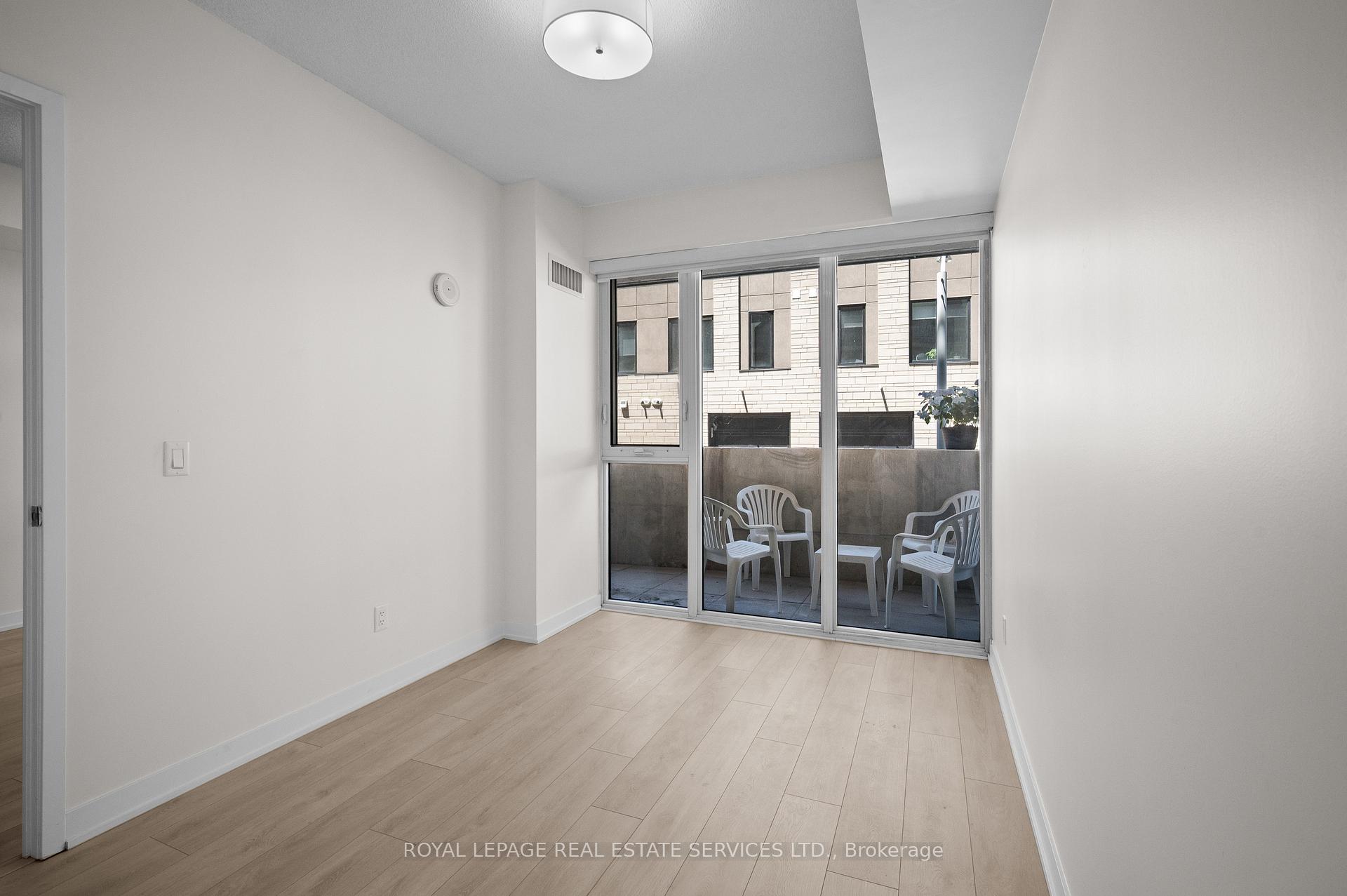 1 Bedroom Condo at 1117 Cooke, Burlington For sale