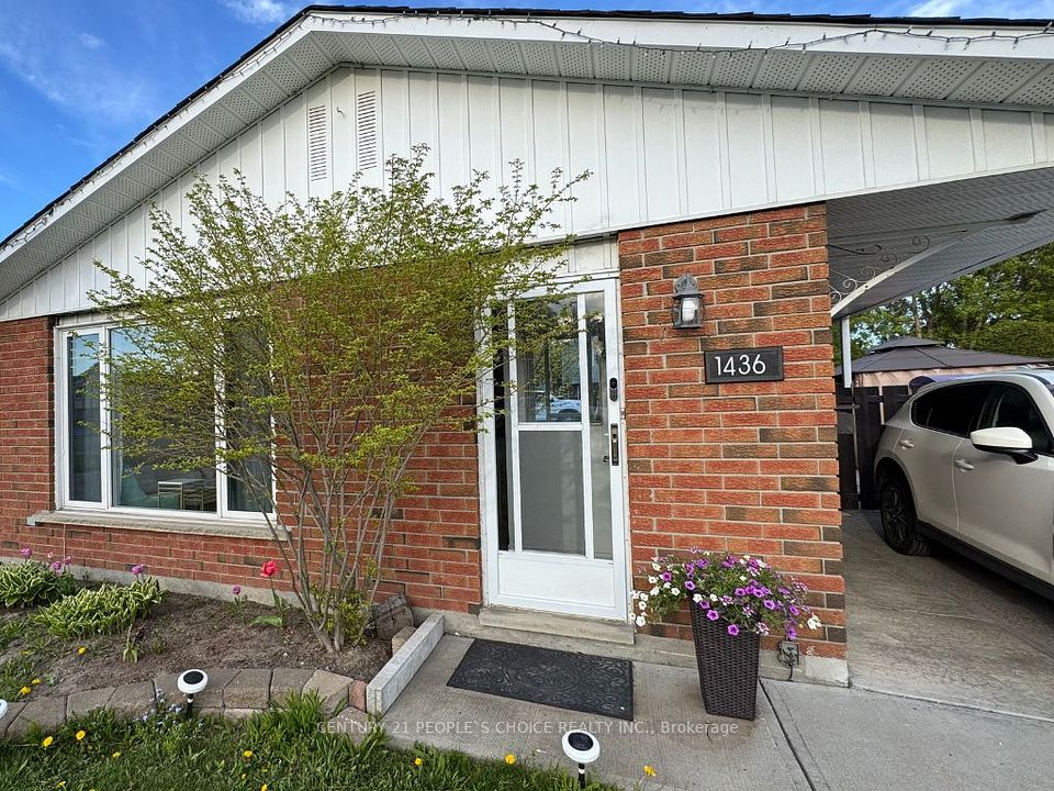 1436 Dearbourne