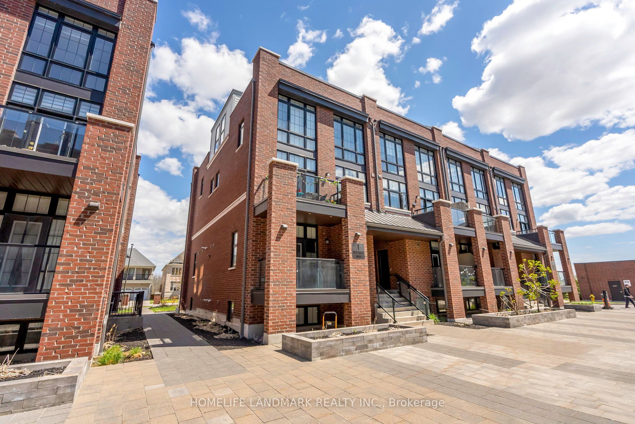 1 Whitaker Way, #417