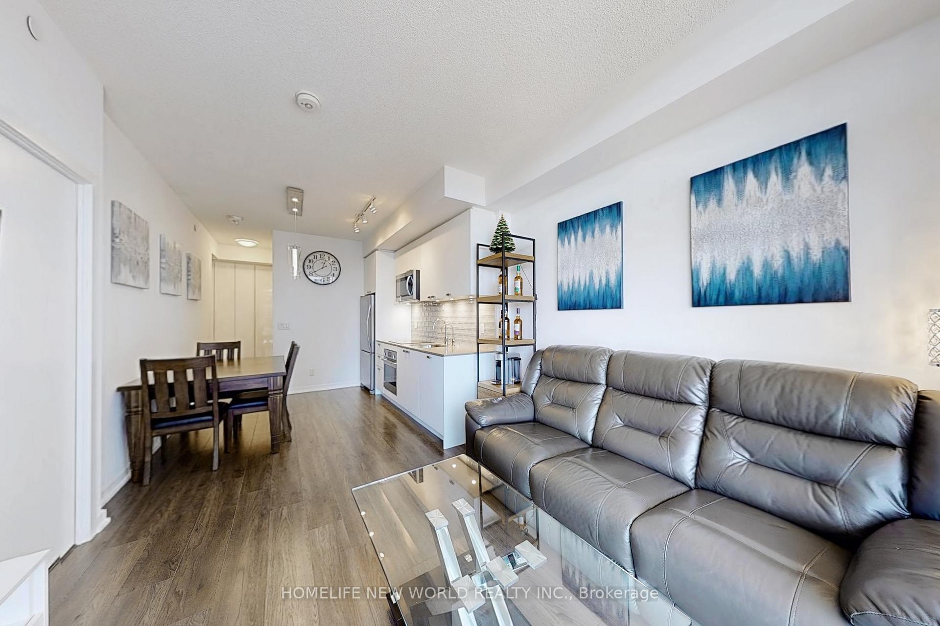 2 Bedrooms Condo at 56 Forest Manor,  Toronto For sale