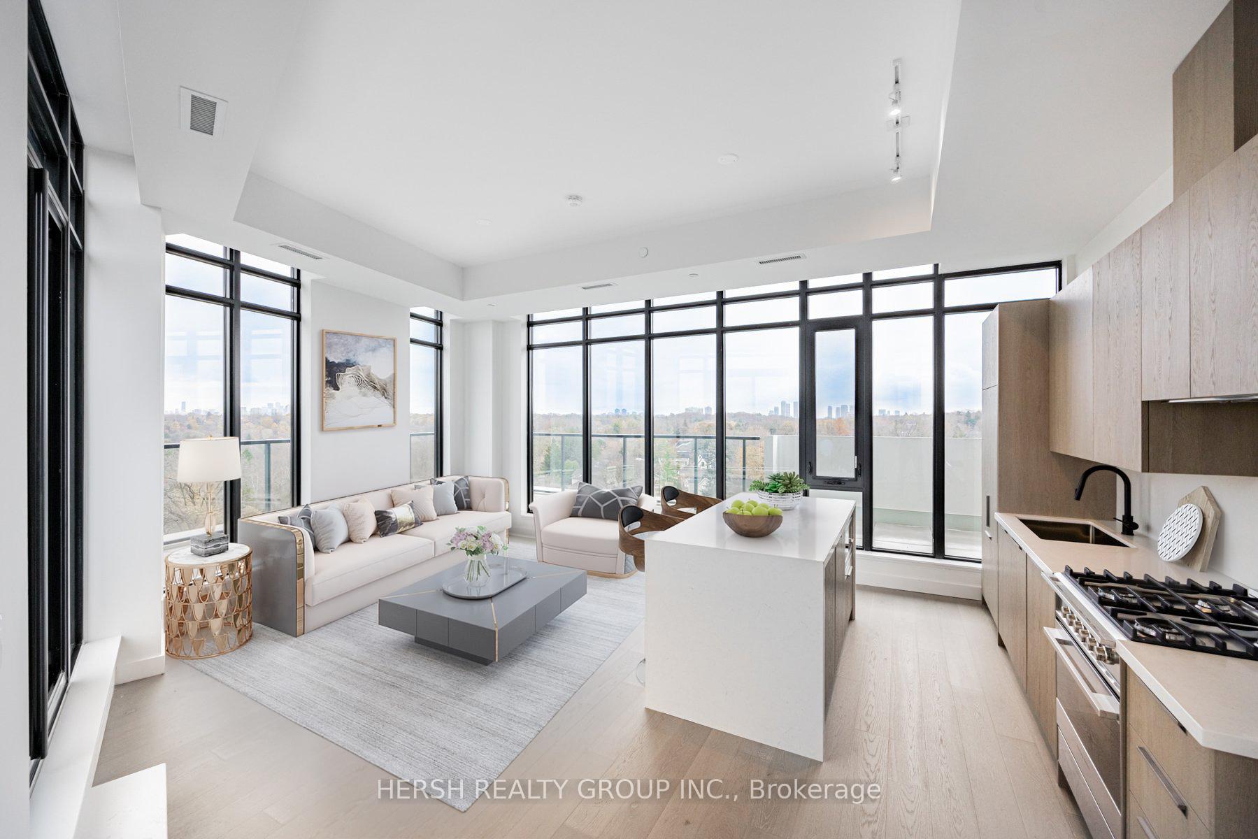 2 Bedrooms Condo at 160 Kingsway,  Toronto For sale