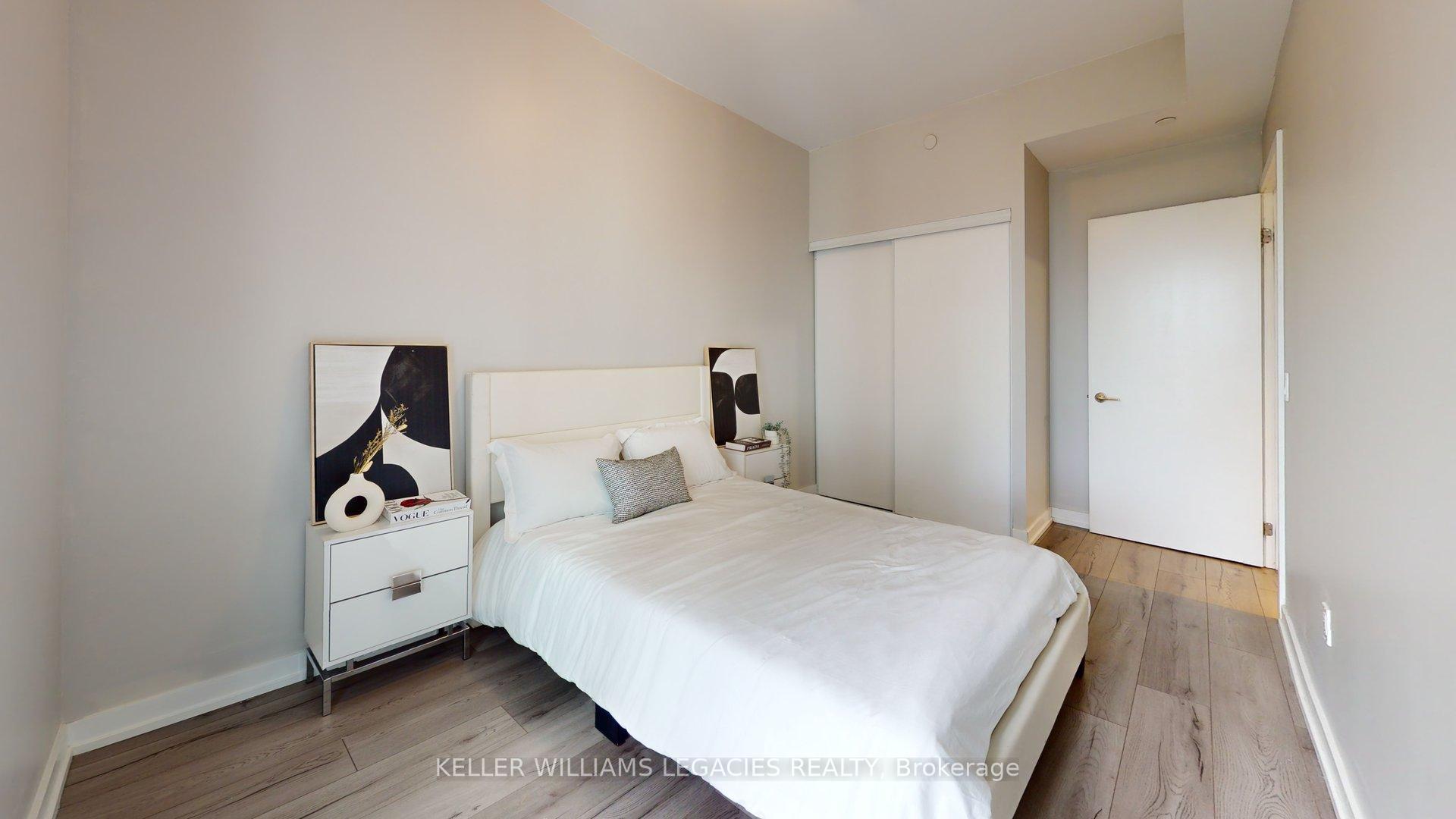 3 Bedrooms Condo at 1195 The Queens, Toronto For sale