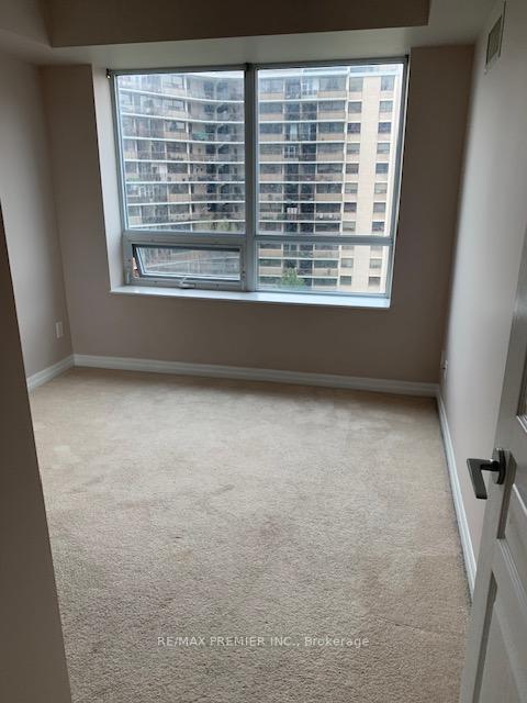 2 Bedrooms Condo at 1403 Royal York,  Toronto For sale