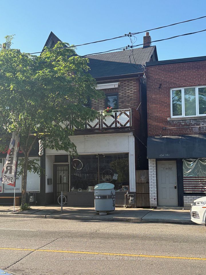 1157 Davenport