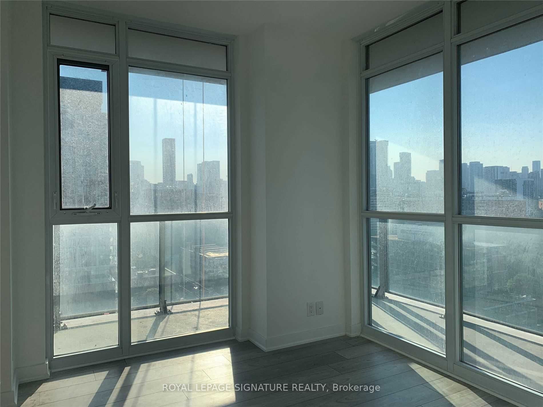 120 Parliament Street, #1602