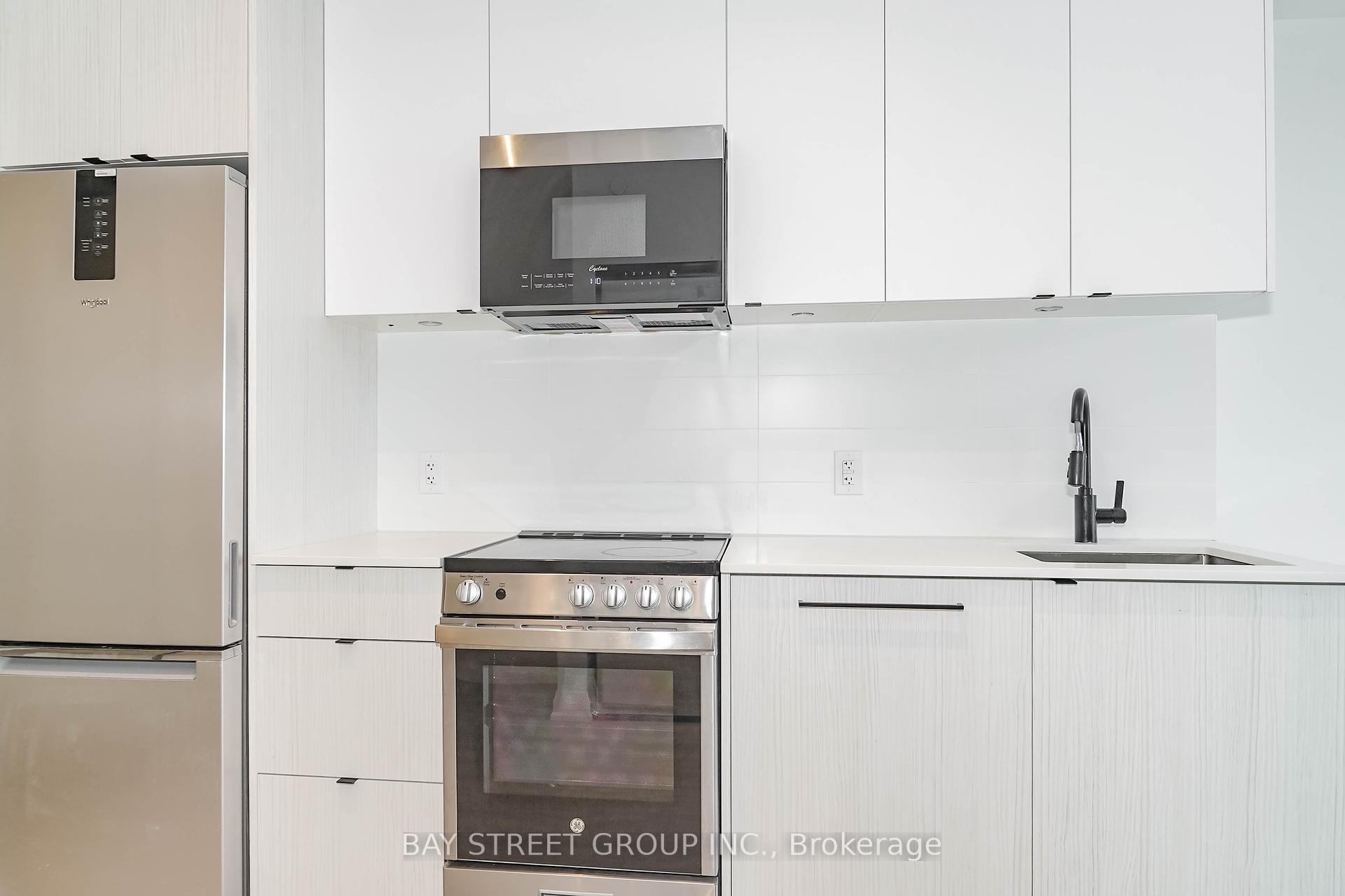 2 Bedrooms Condo at 2369 Danforth,  Toronto For sale