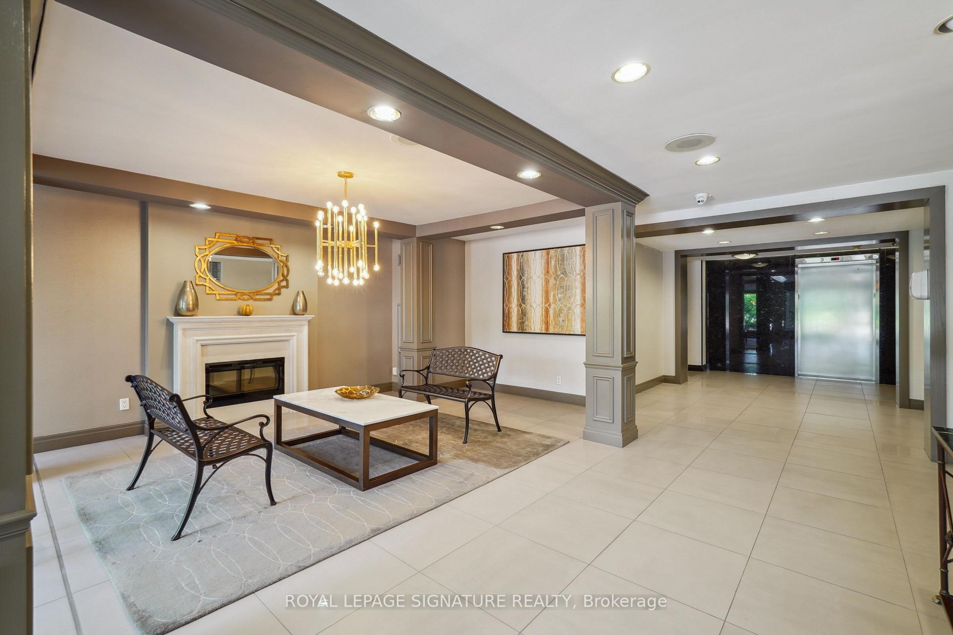 2 Bedrooms Condo at 271 Ridley, Toronto For sale