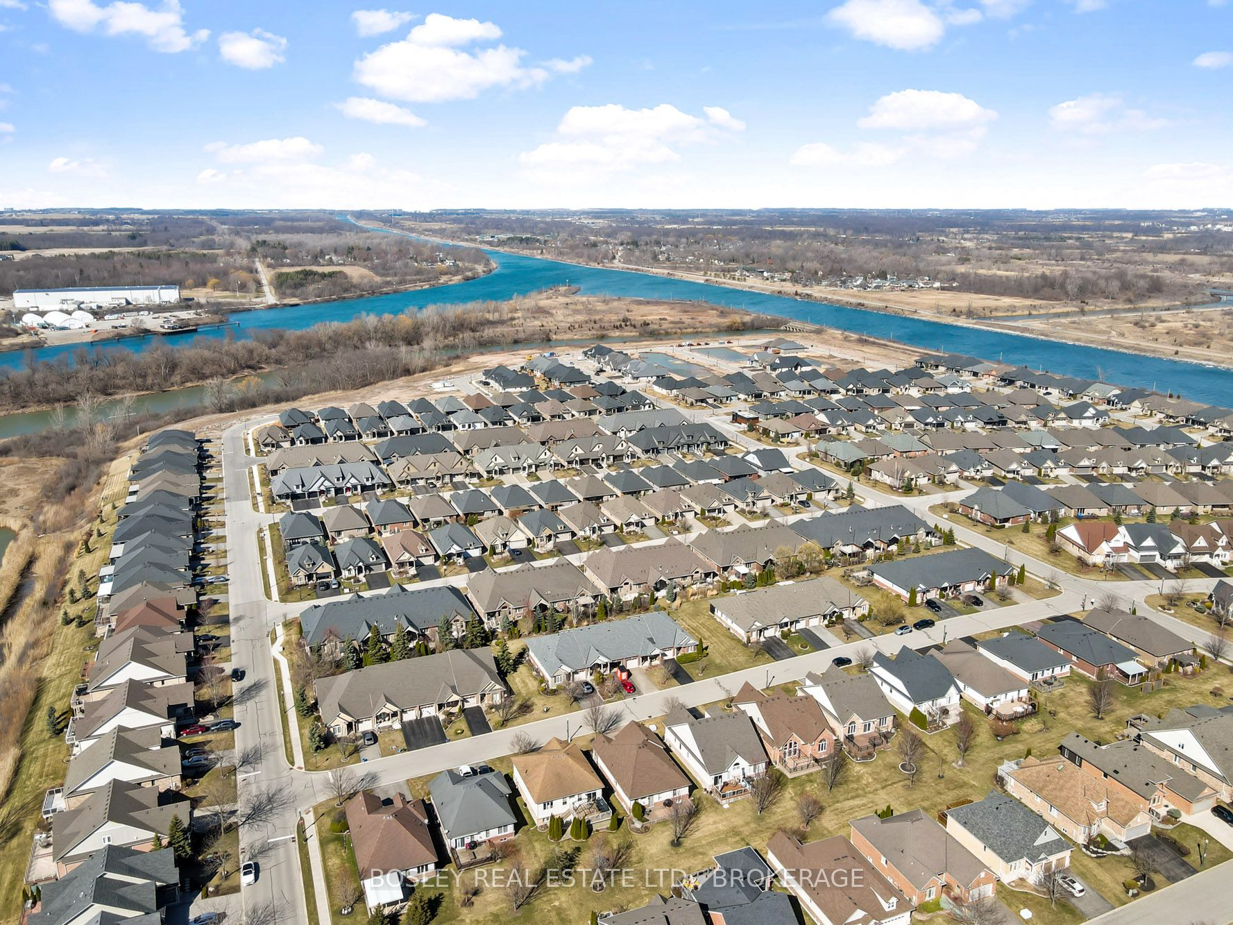 50 Aaron Trail, Welland, ON L3B 6G4