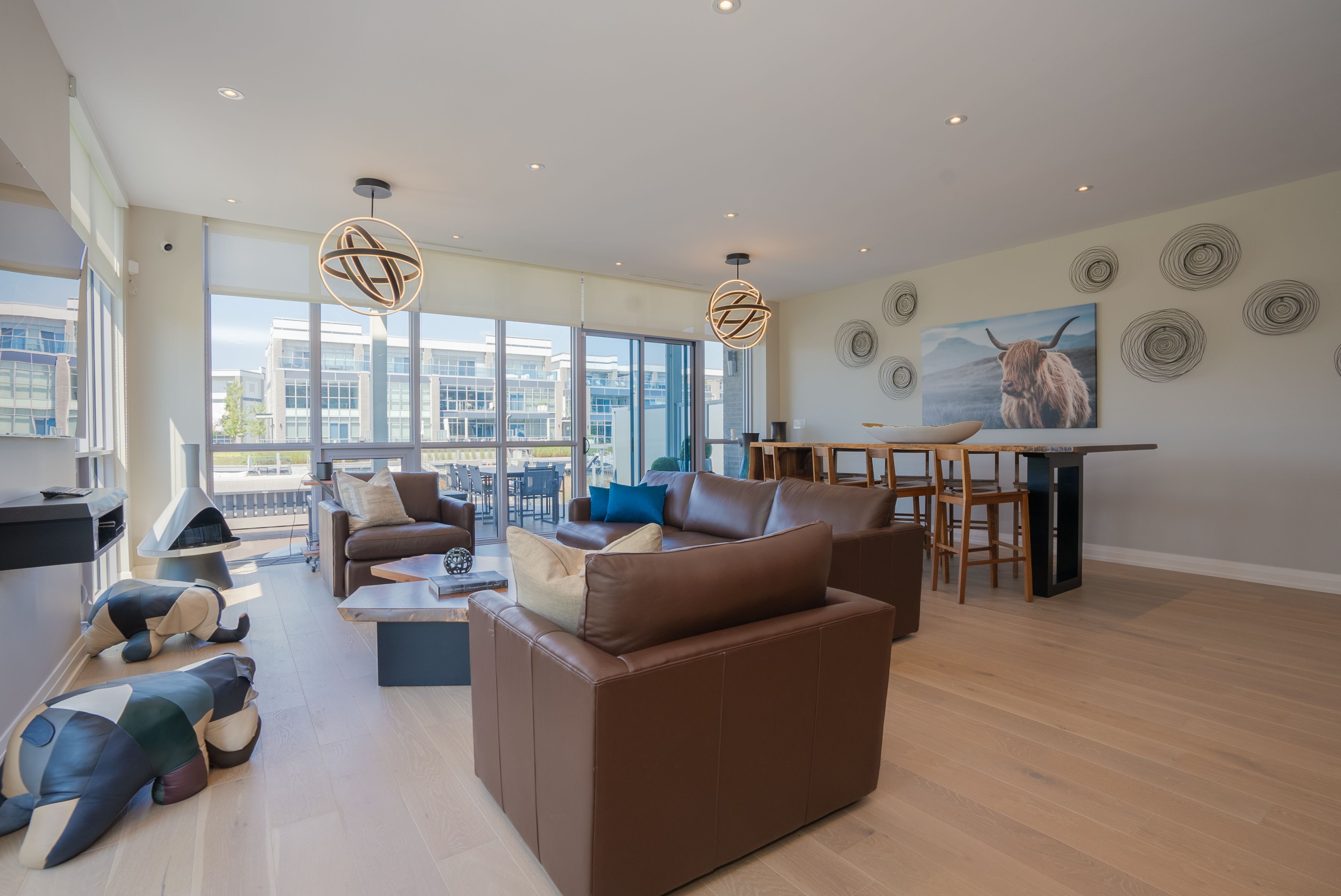 3730 Mangusta Court
