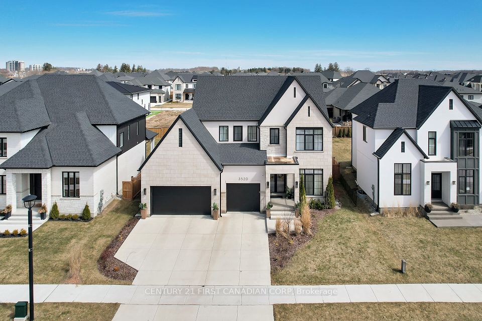 3520 Grand Oak Crossing