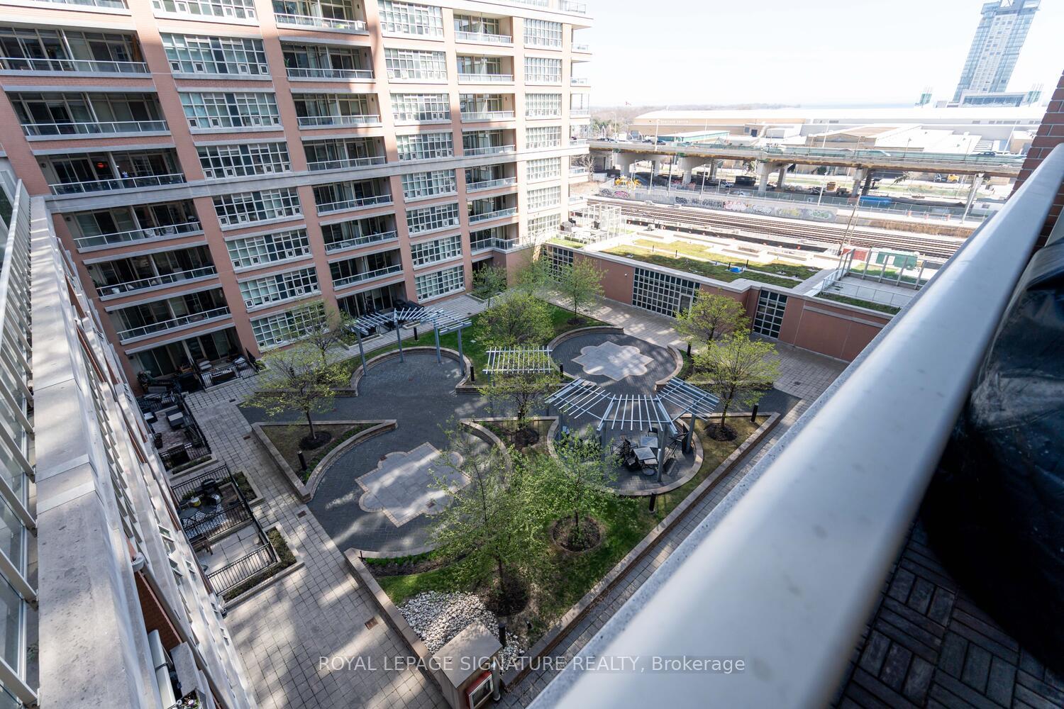 2 Bedrooms Condo at 75 East Liberty, Toronto For sale