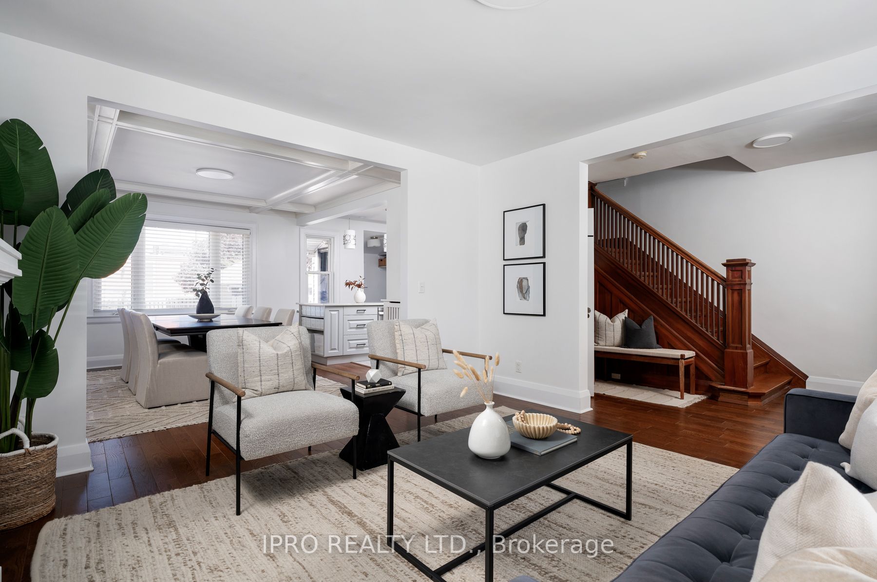 12 Mortimer Avenue