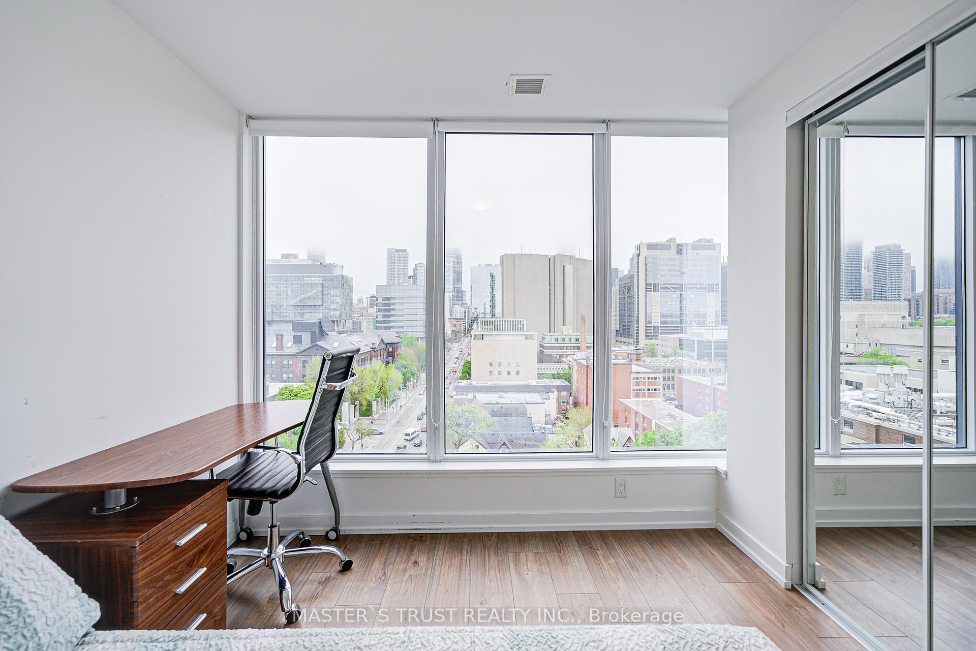 2 Bedrooms Condo at 203 College, Toronto For sale