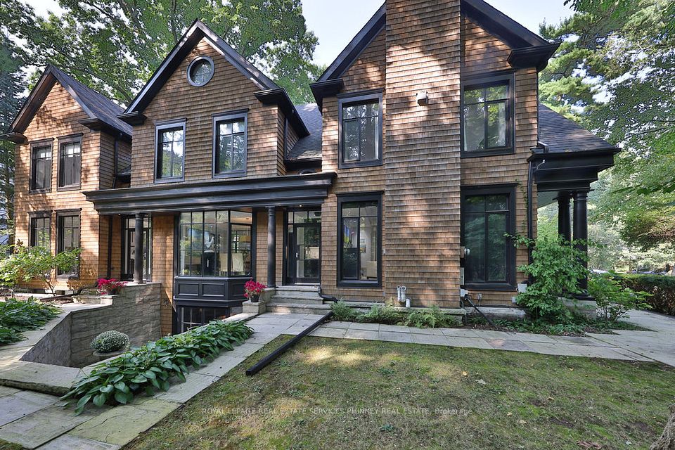 905 Sangster