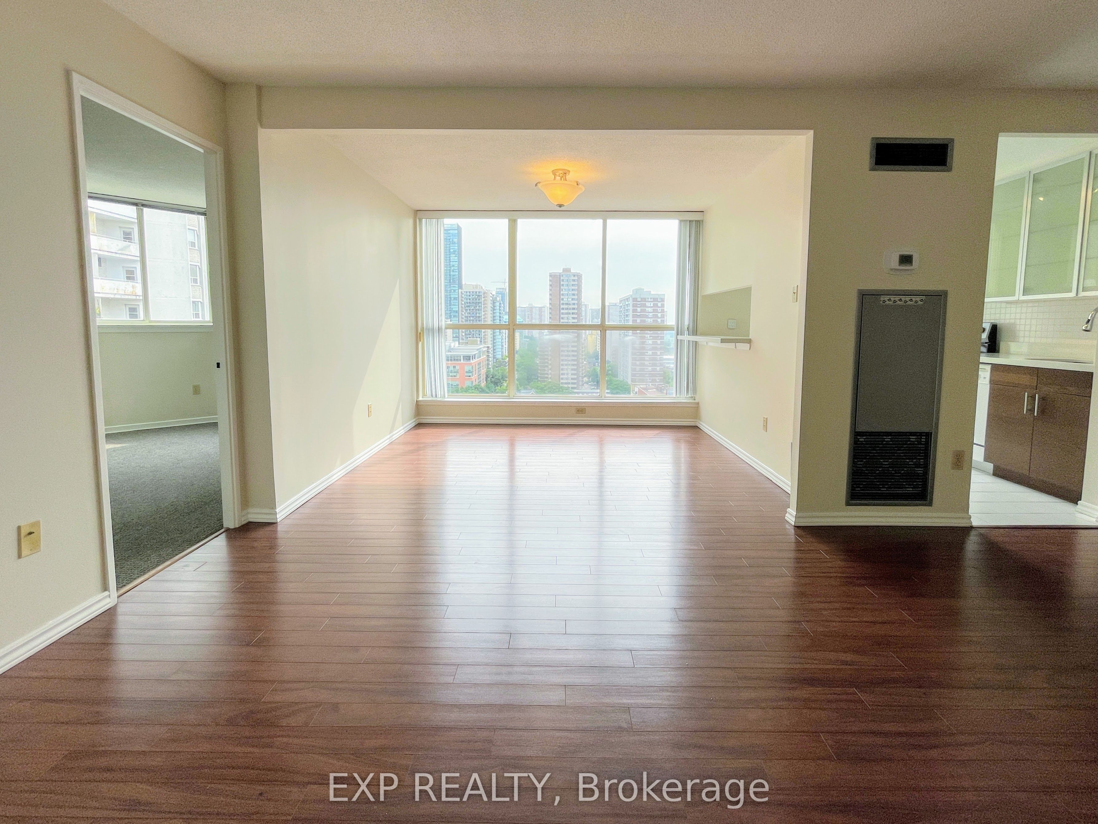 1055 Bay Street, #1802