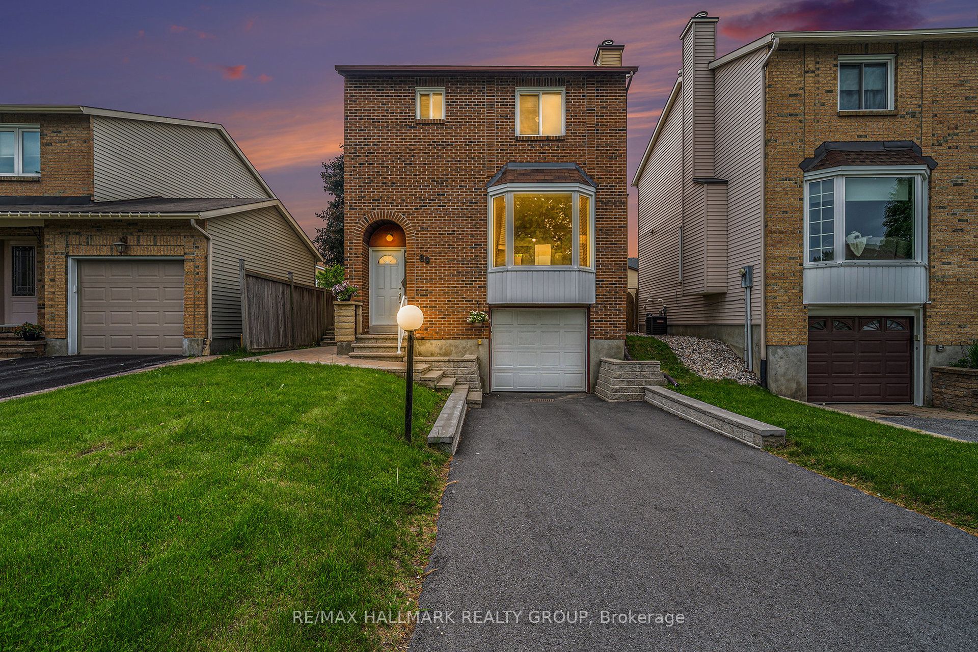 69 Farm Gate Crescent