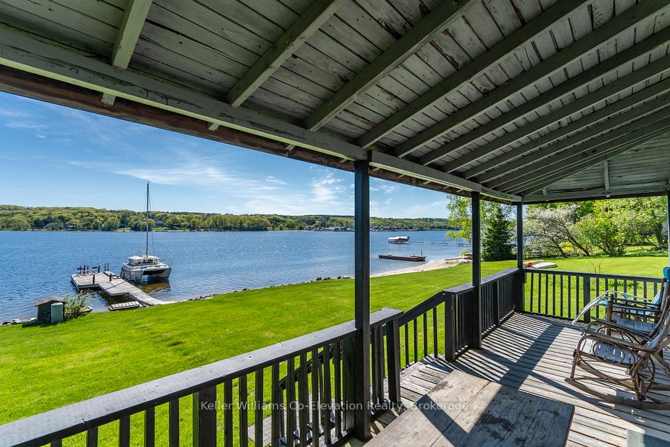 437 Champlain Road, Penetanguishene, ON L9M 1S5
