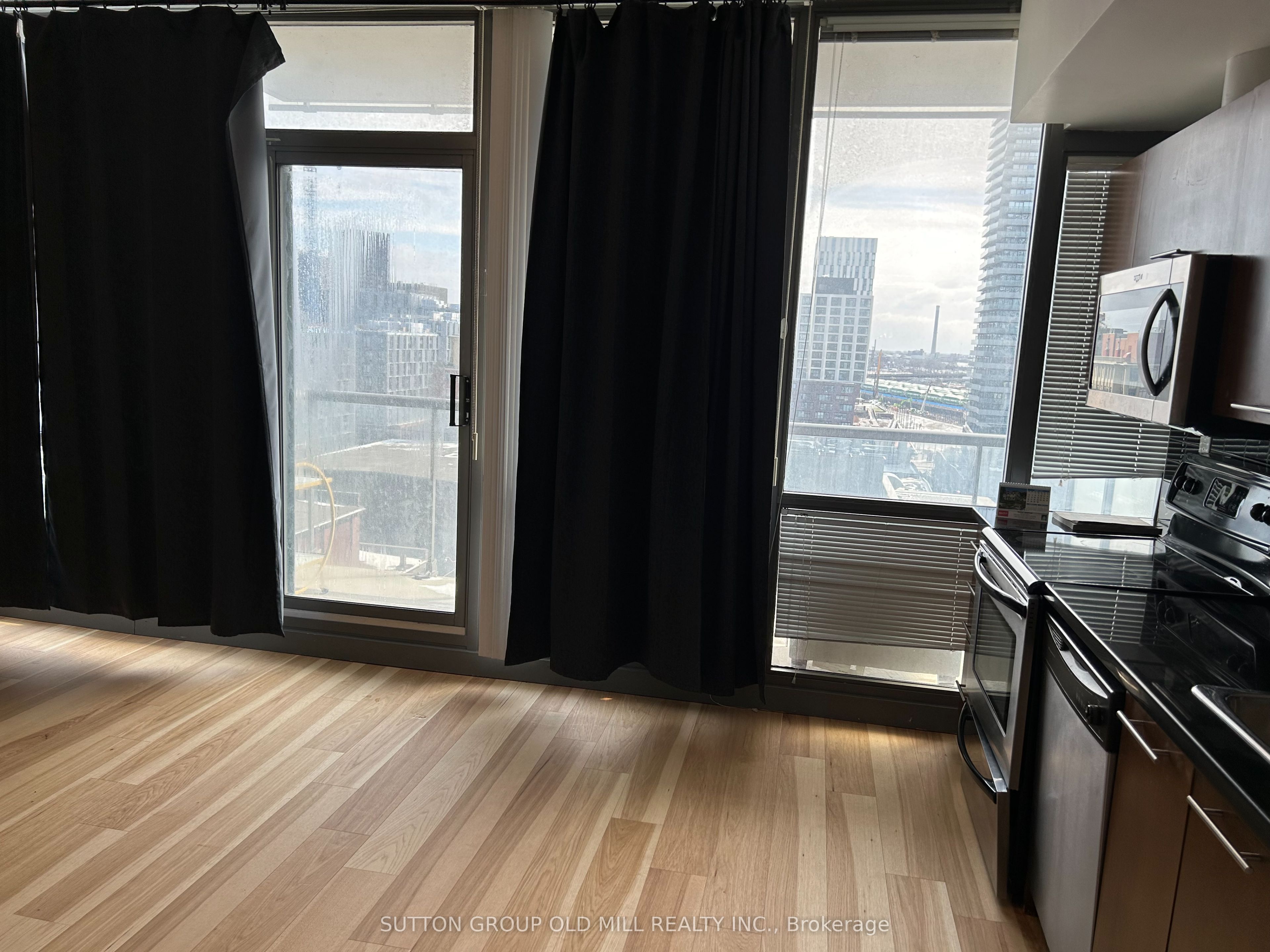 33 Mill Street, #1103
