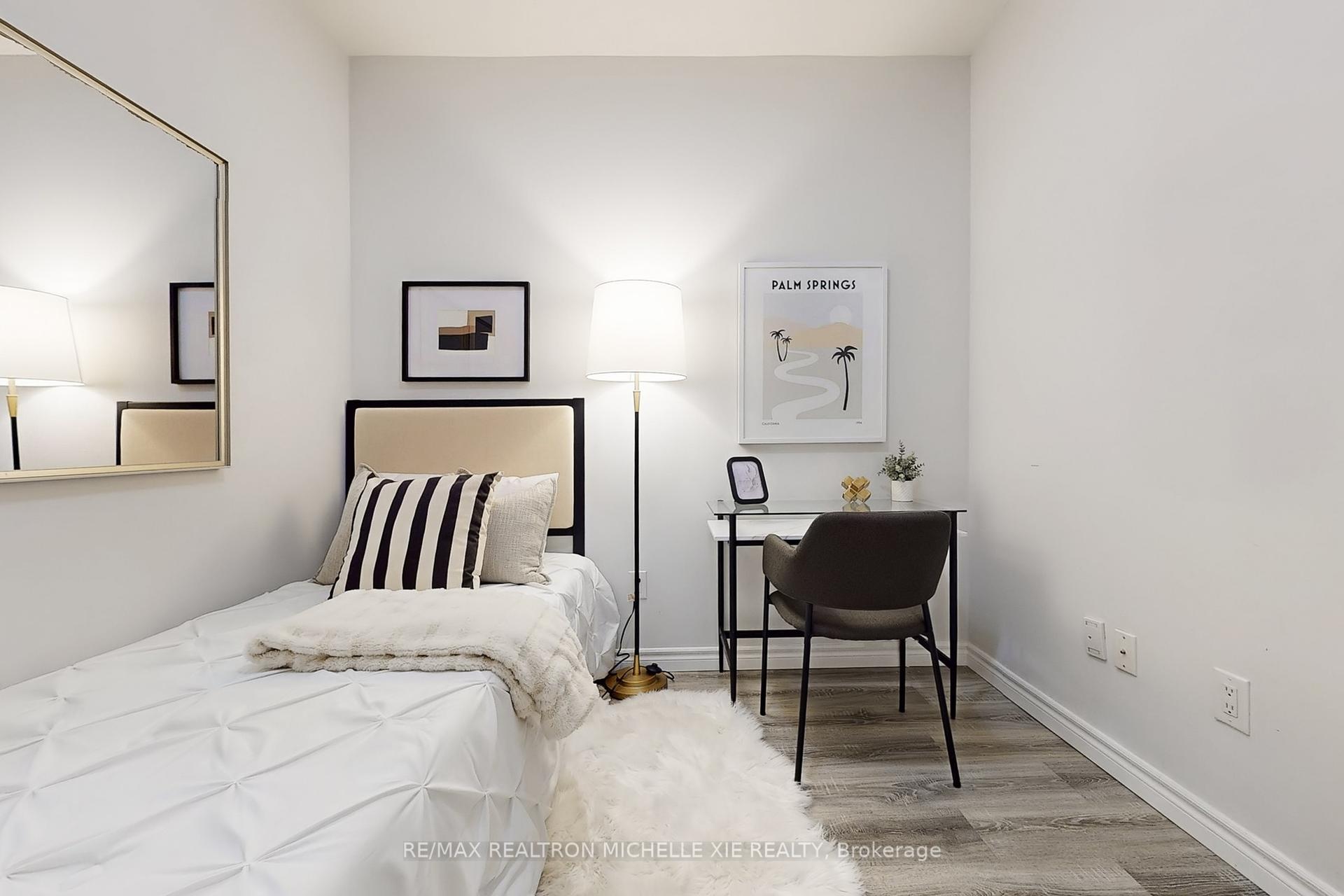 2 Bedrooms Condo at 45 Charles, Toronto For sale
