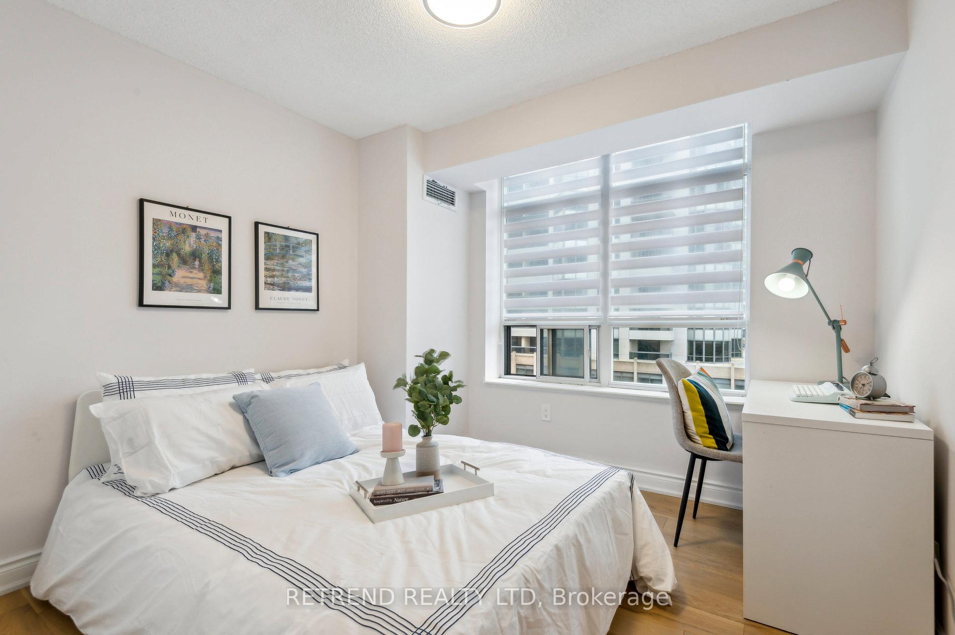 4 Bedrooms Condo at 880 Grandview,  Toronto For sale
