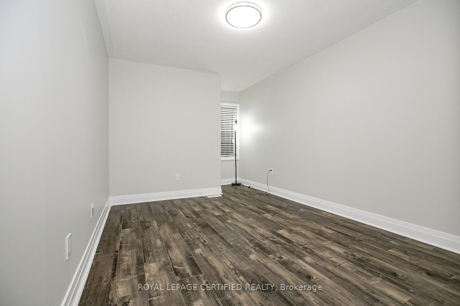 32 Dalbeattie Drive
