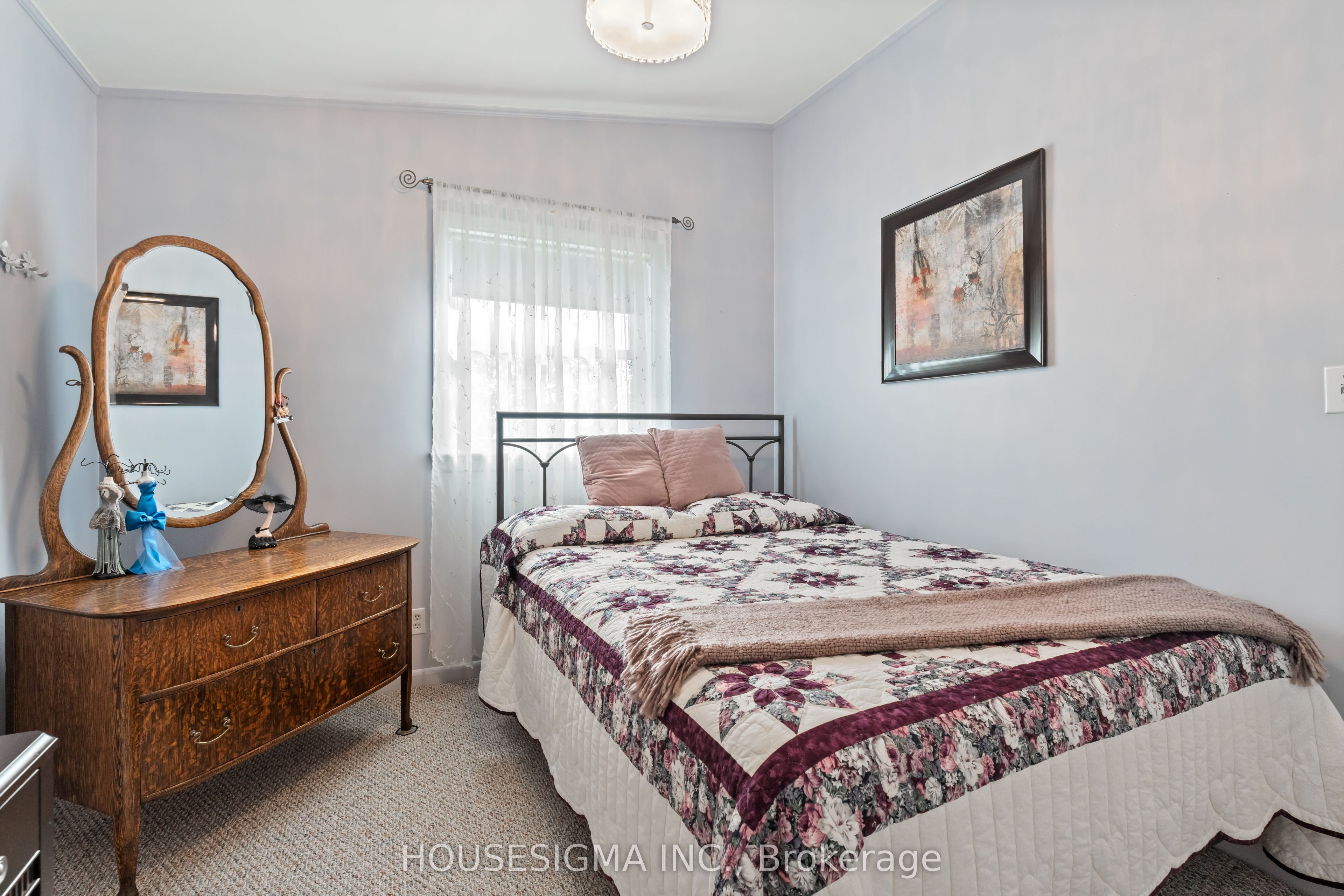 19 Dalewood Drive, St. Thomas St. Thomas